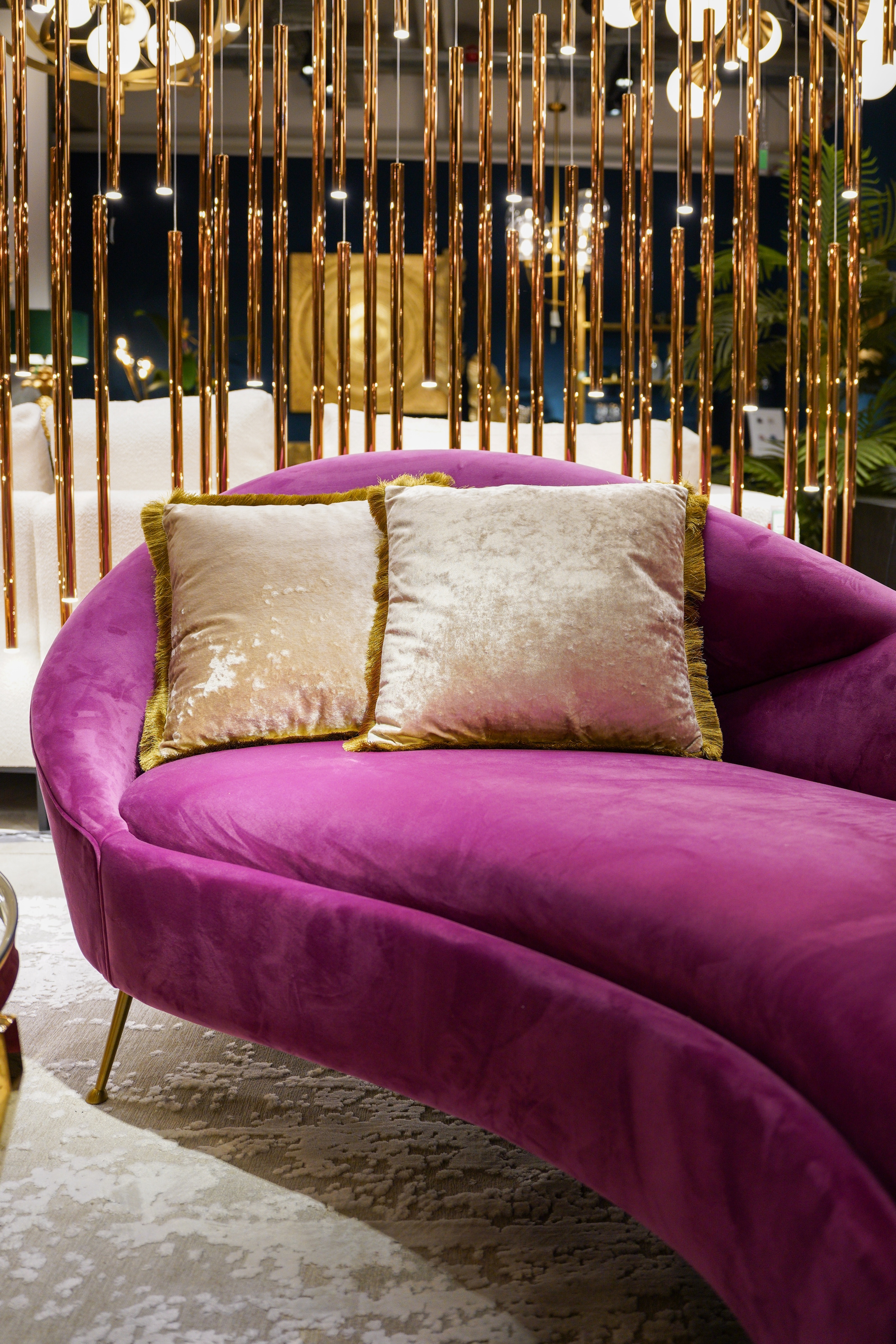 Kare Design Coussin décoratif »Cannes, Kissenhülle mit Füllung, in zwei Grössen« stützt Kopf und Nacken angenehm und sorgt für erholsamen Schlaf