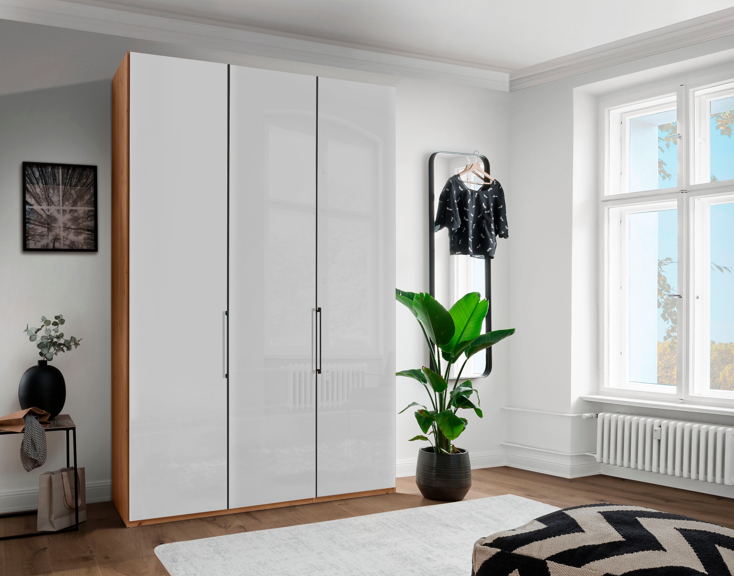 WIEMANN Armoires à vêtements »Monaco, Made in Germany, edle Glasfront, in verschiedenen Farben,« hochwertige Beschlägen inkl. Dämpfung