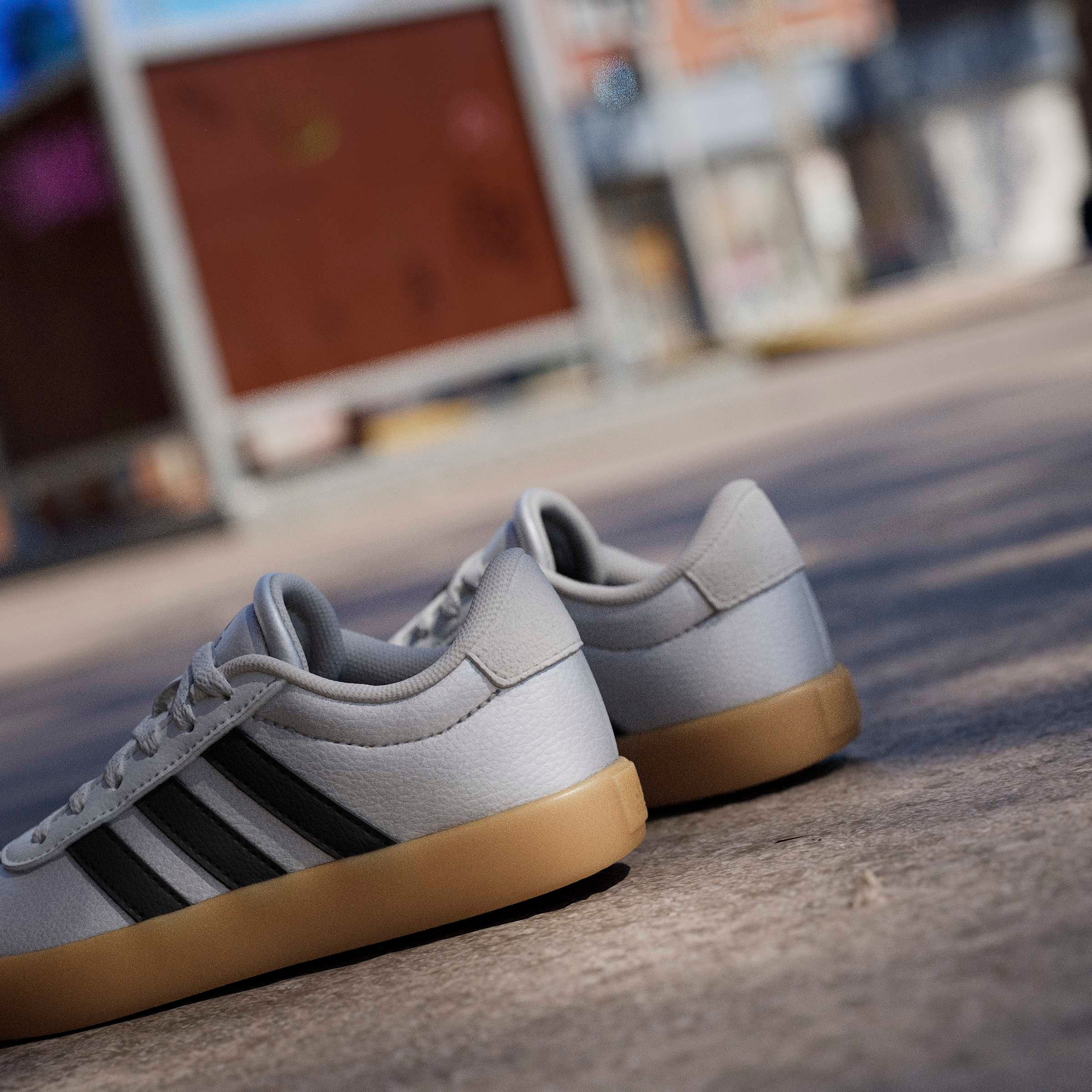 adidas Sportswear Sneakers »VL COURT 3.0«  inspiriert vom Design des adidas samba, für Kinder & Jugendliche