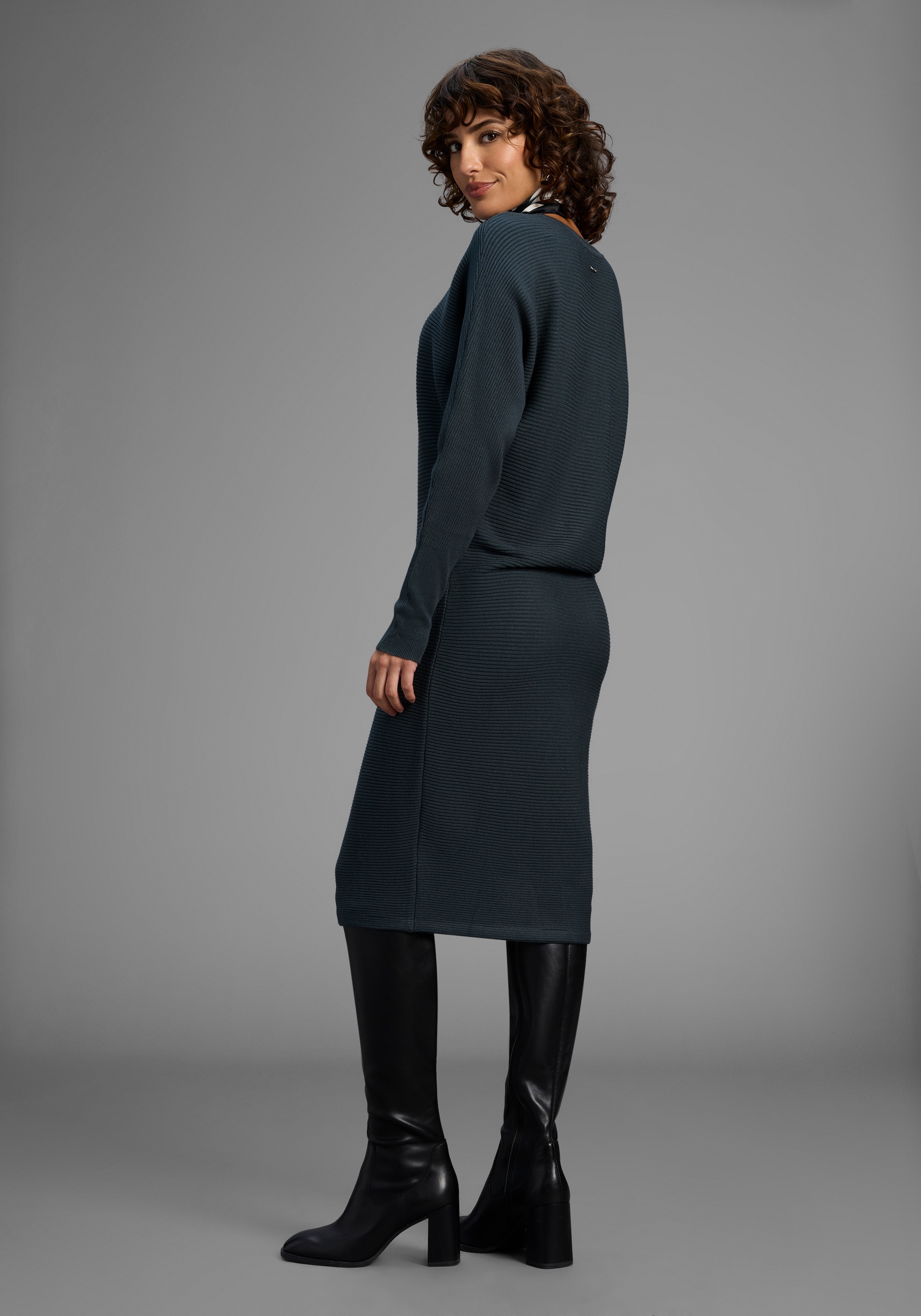 Laura Scott Strickkleid, mit weitem Arm