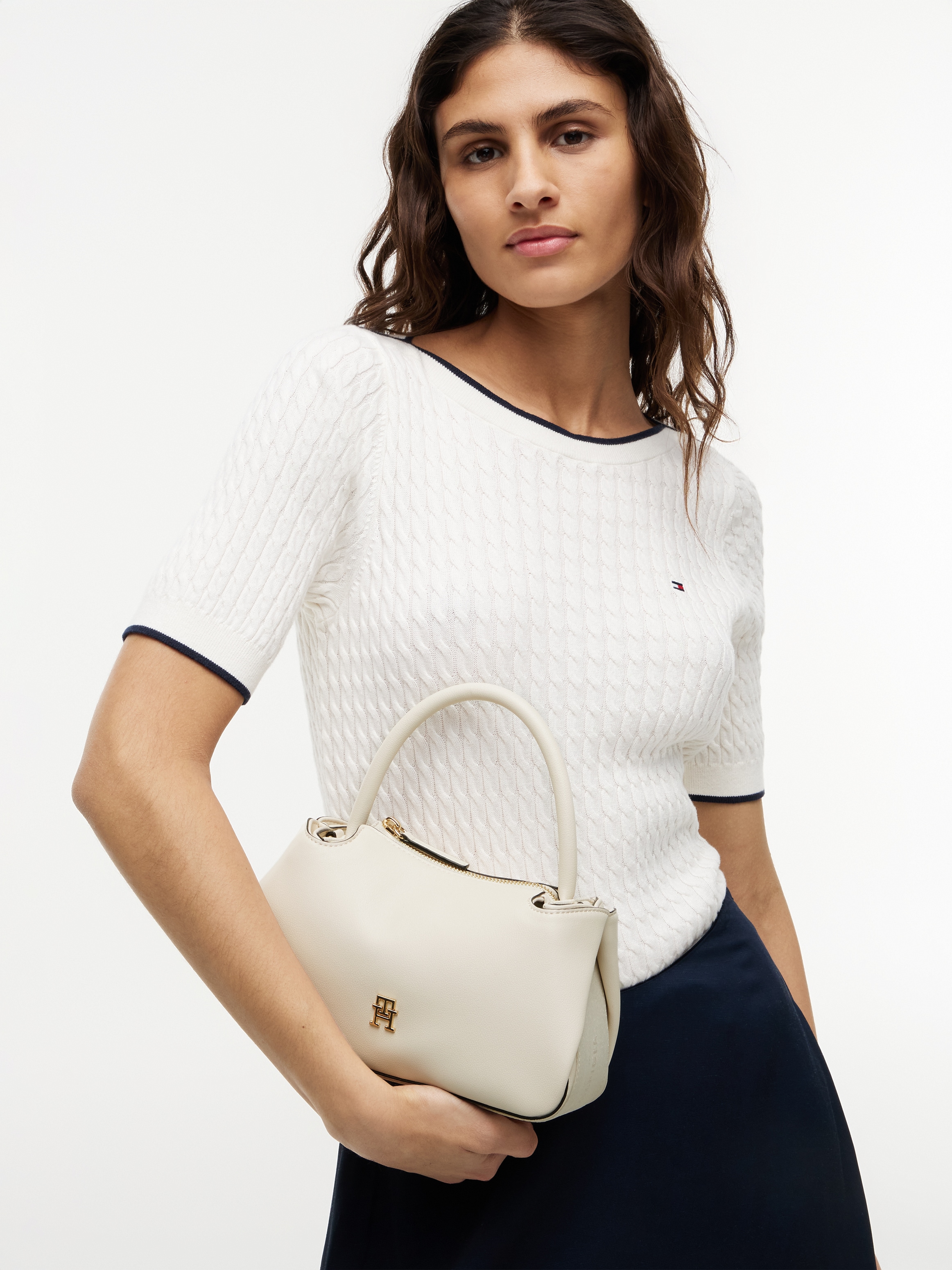 Tommy Hilfiger Sac à bandoulière »TH LOGOTAPE MINI SATCHEL« Sac à main femme, sac bandoulière avec détails dorés