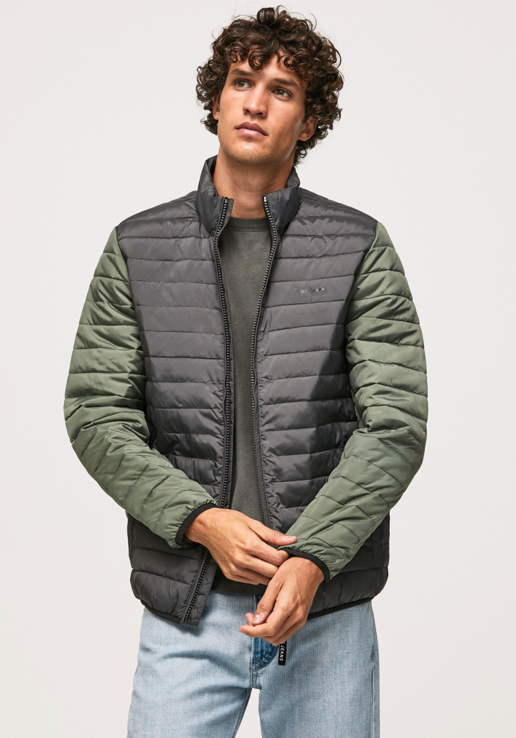Pepe Jeans Steppjacke »CONNEL«, in zweifarbiger Optik kaufen