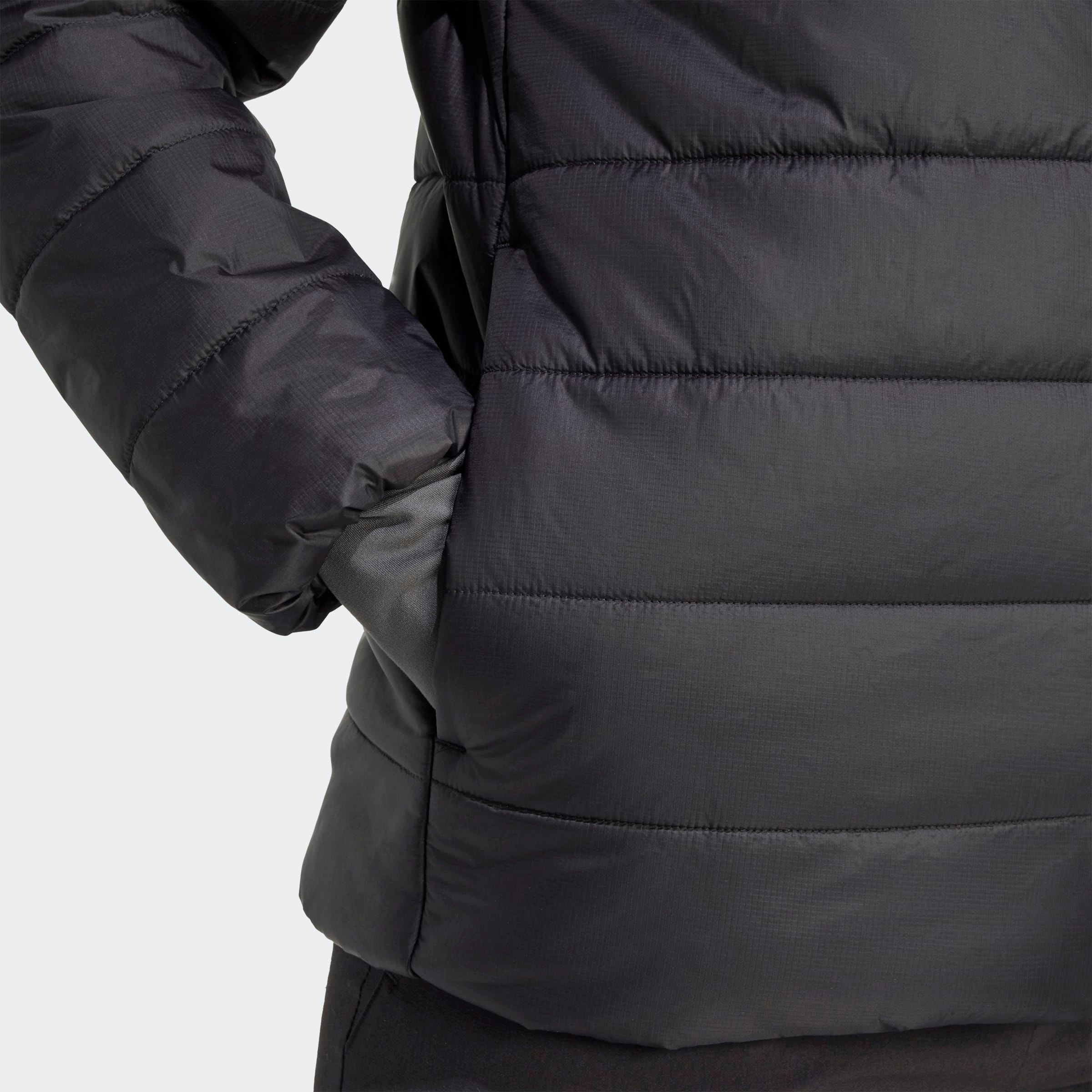 adidas TERREX Veste matelassée »MULTI ESSENTIALS CLIMAWARM ISOLIERTE« mit Kapuze wärmend durch Climawarm Technologie, mit Kapuze