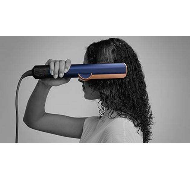 DYSON Akku-Hand-und Stielstaubsauger »V8 Cyclone« 150 AirWatt, 30 % mehr Leistung. 60 Minuten Laufzeit.