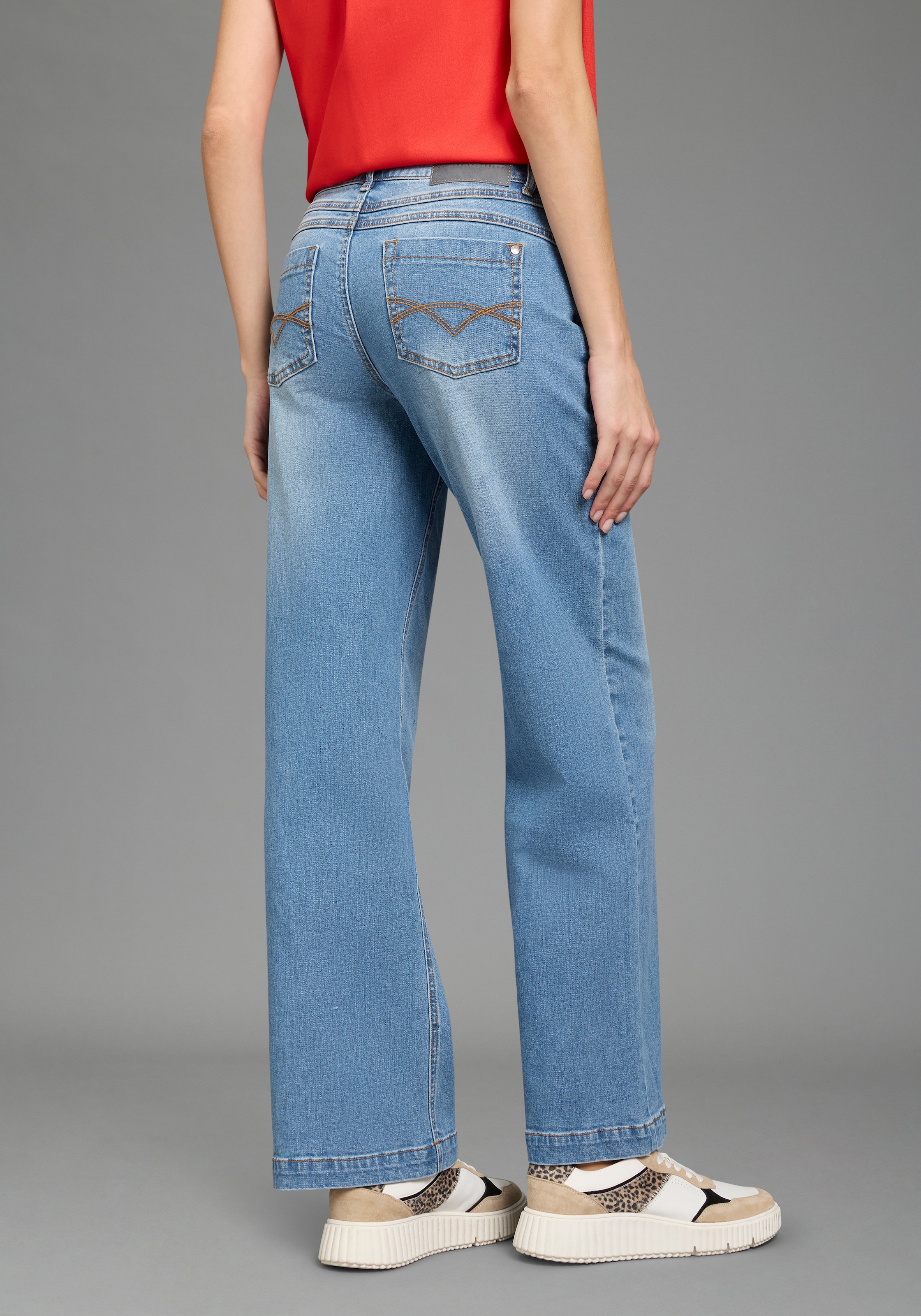 Bruno Banani Jeans large avec une part d'élasthanne, en matière coton