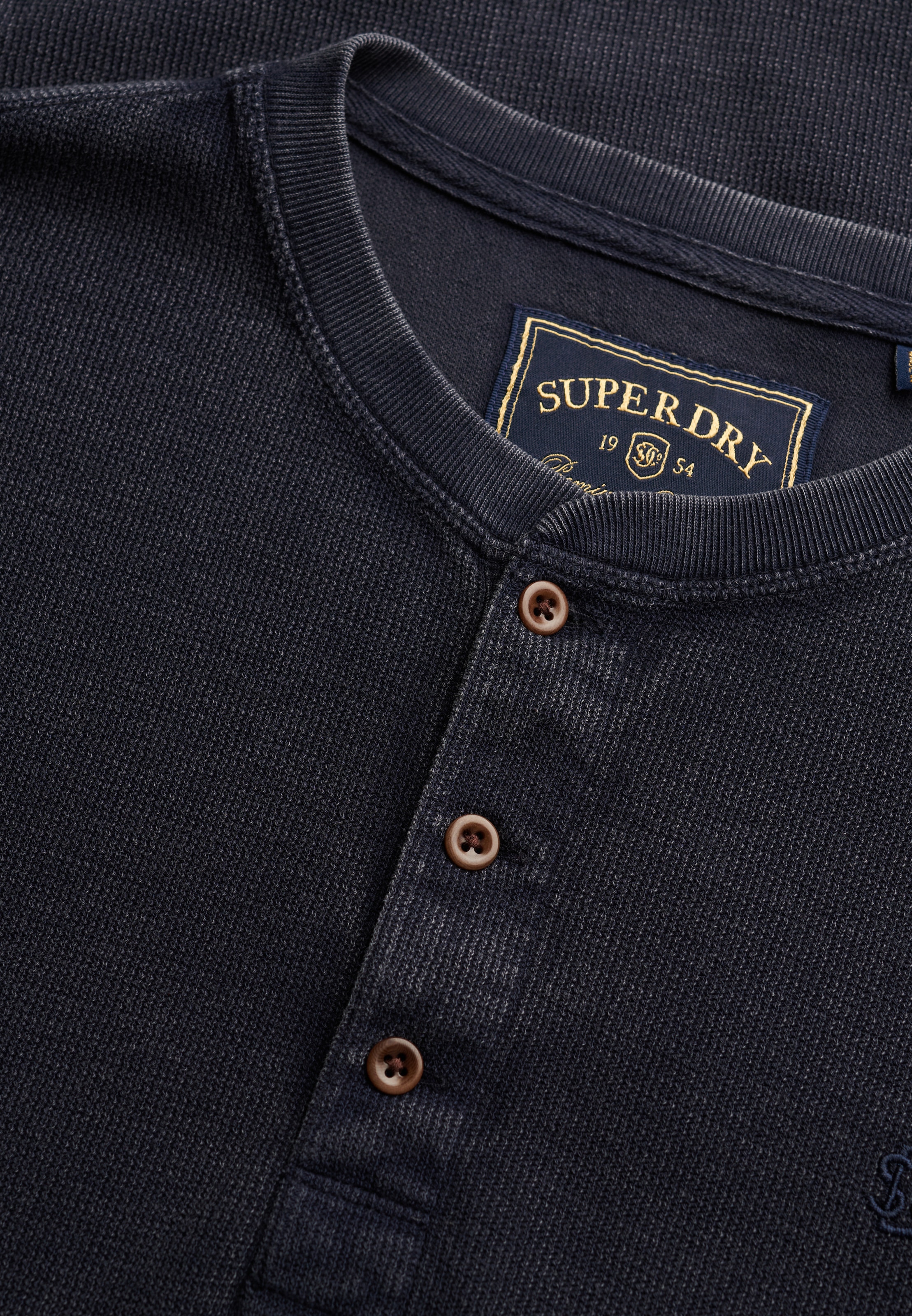 Superdry T-shirt à manches longues »WAFFLE LONG SLEEVE HENLEY TOP« Baumwolle, relaxed fit