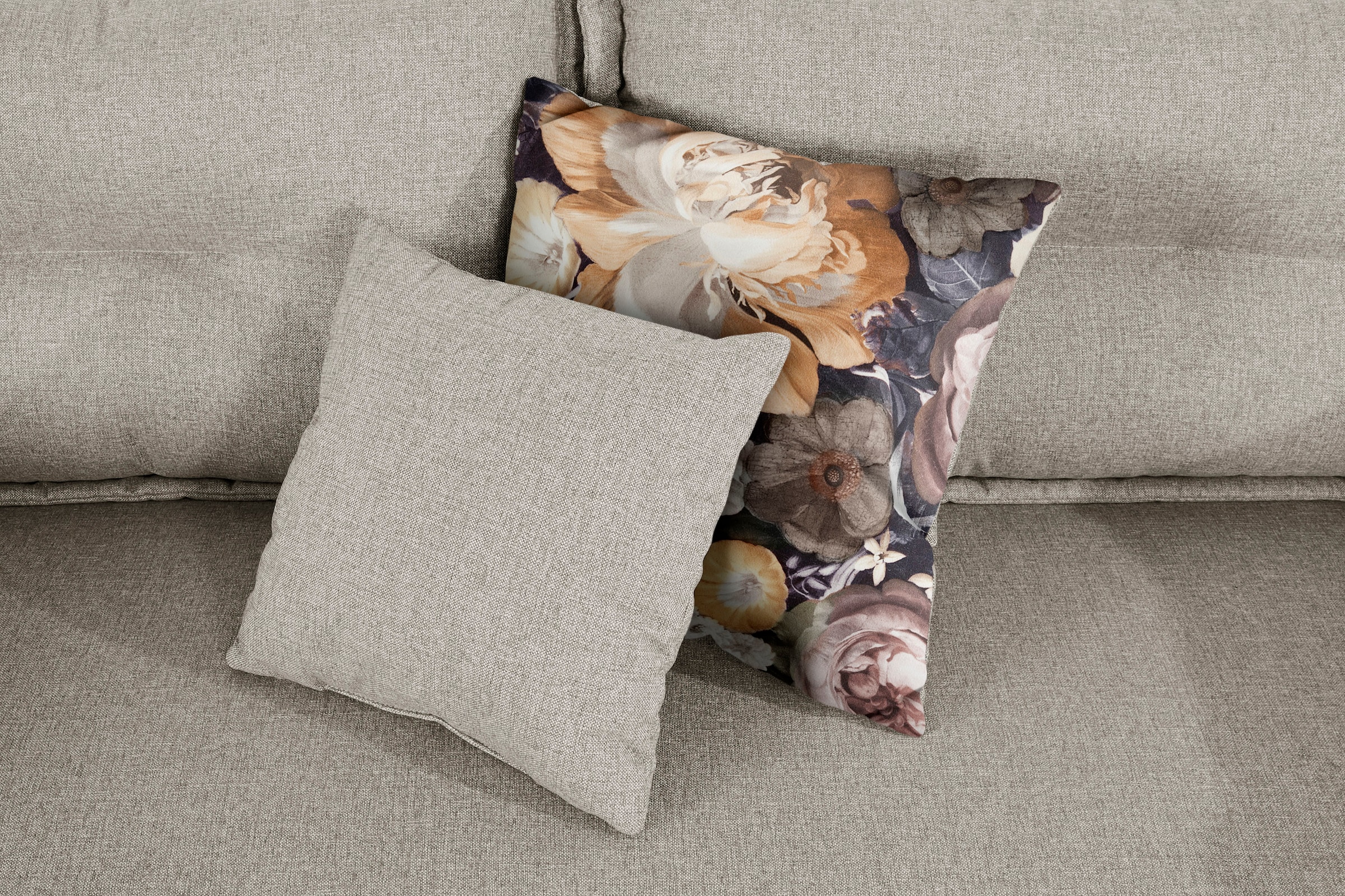 INOSIGN 3-Sitzer »Lazio« inklusive 1 Stk. Wende- und 1 Stk. Zierkissen