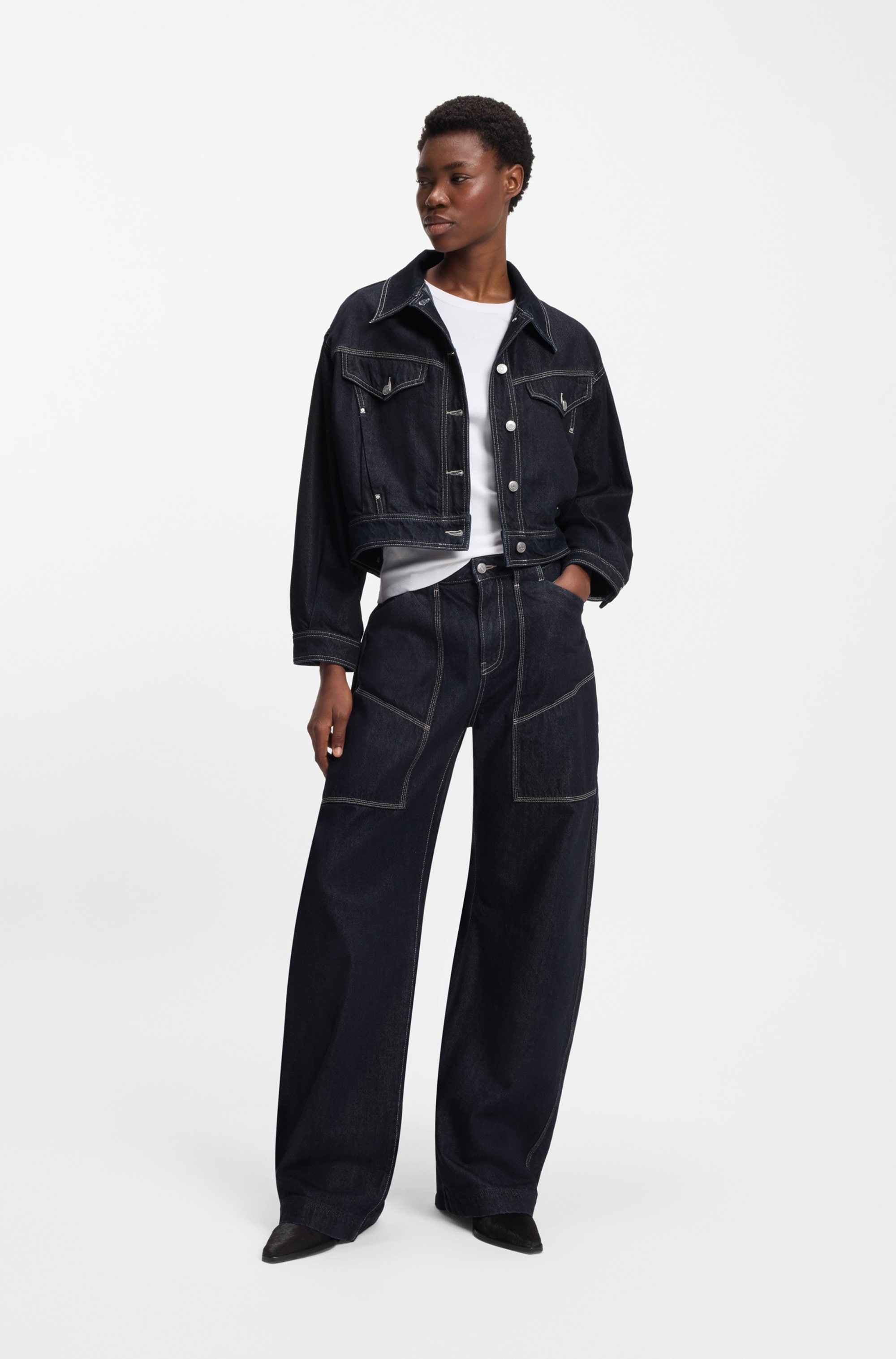 BOSS ORANGE Veste en jean »BOMBER TRUCKER 1.0 Premium Damenmode« in Cropped-Länge