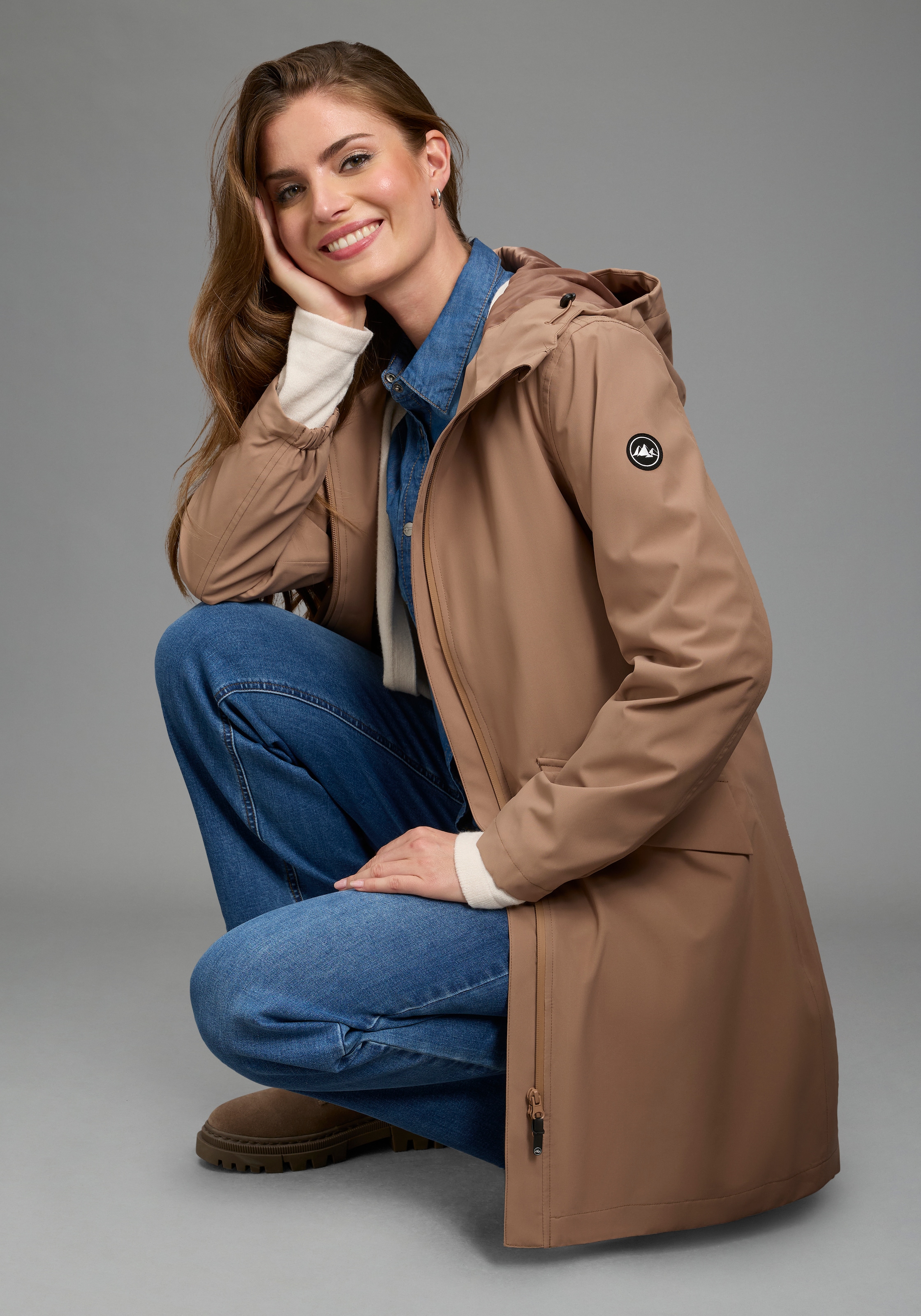 Polarino Funktionsjacke mit Kapuze leicht & flexibel, für Regenwetter geeignet, wasserdicht, atmungsaktiv