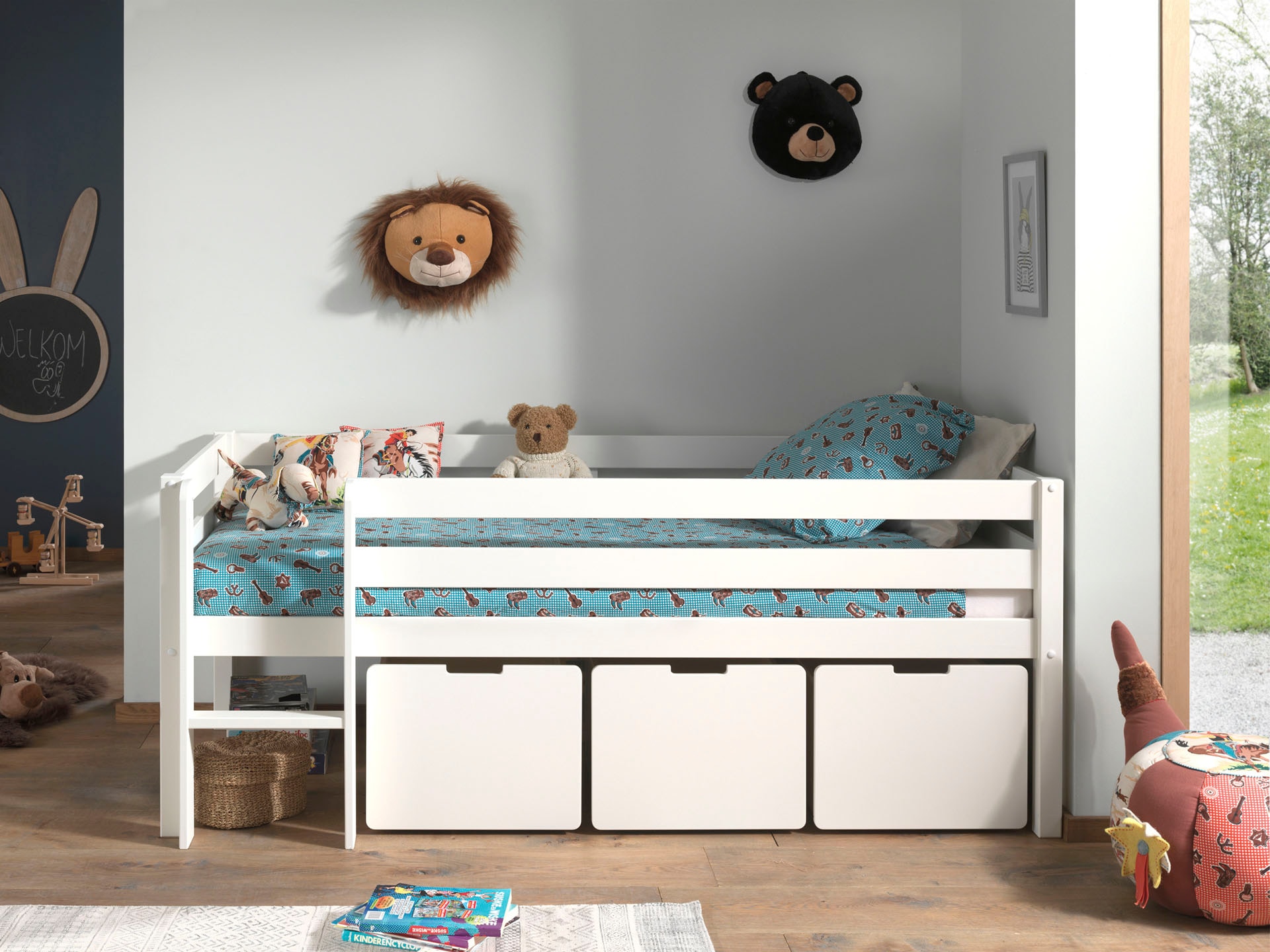 Vipack Spielbett »Pino, Kiefer massiv, mit Rolllattenrost, 3 Rollboxen, Made in Europe« B/H/T ca. 207,6x83x104,9cm, inkl. Leiter und Absturzschutz,  wahlweise mit oder ohne Hängeregal, 2 Farben zur Auswahl
