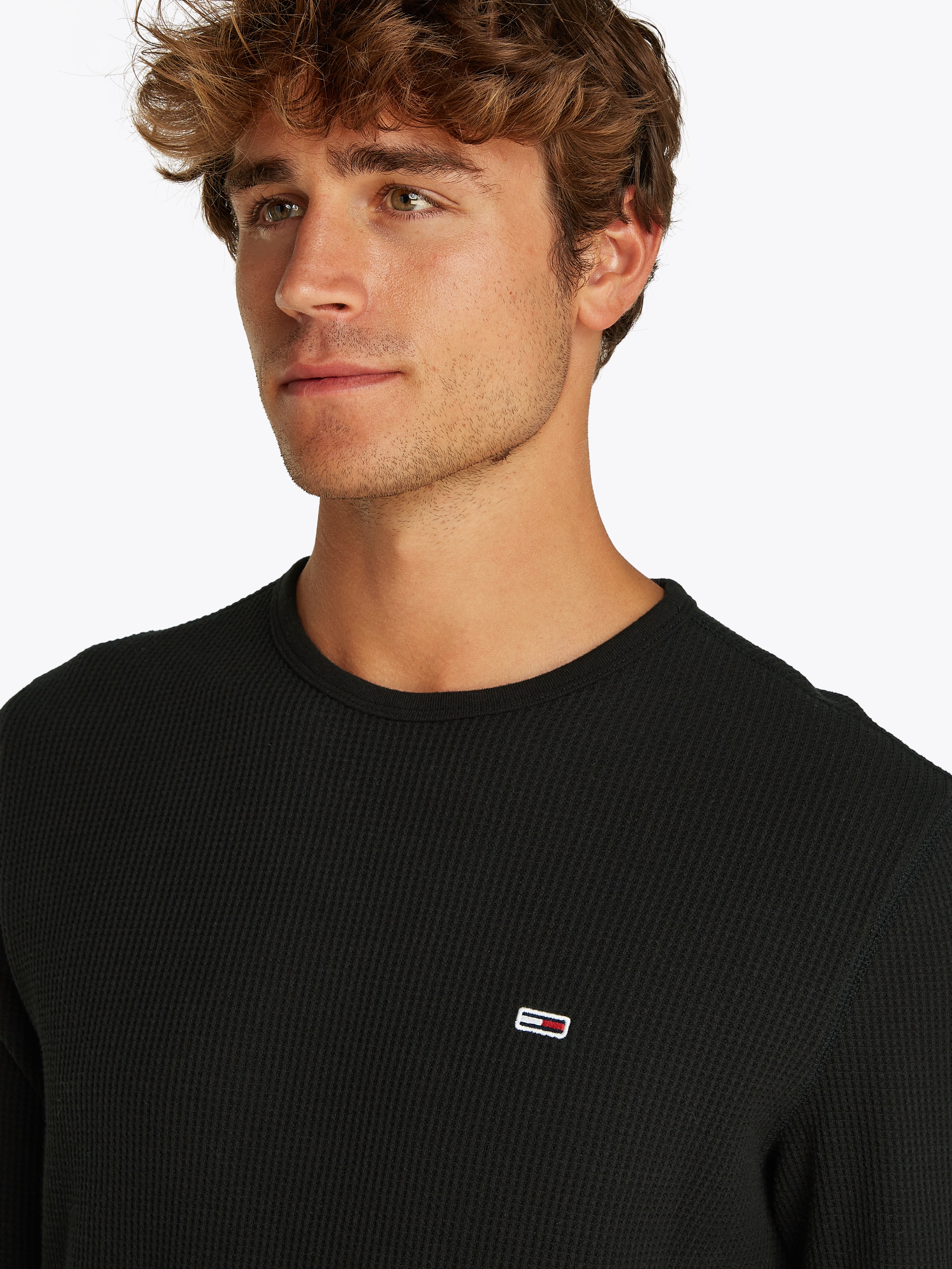 Tommy Jeans Langarmshirt »TJM SLIM WAFFLE L/S TEE EXT«, mit Waffelstruktur