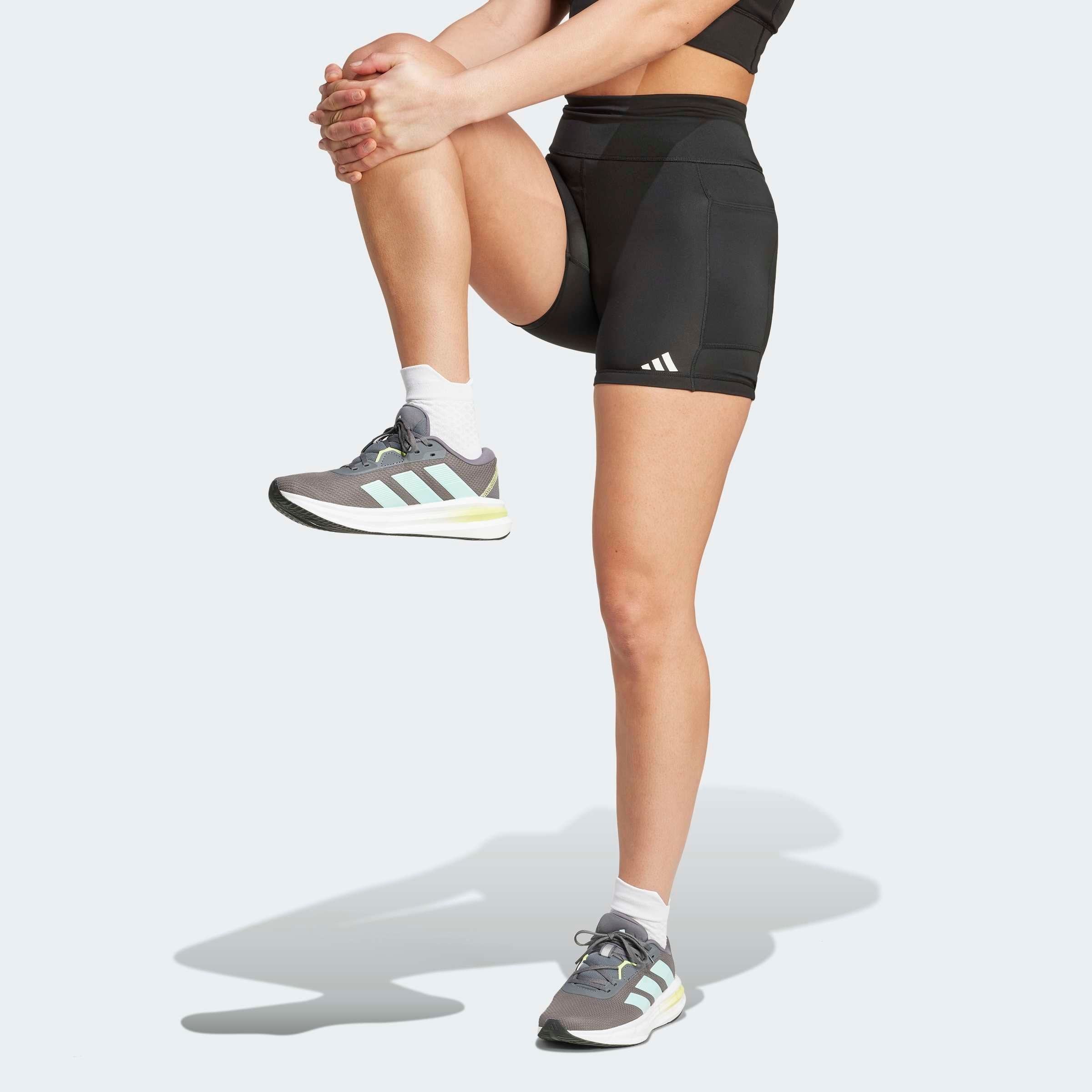 Image of adidas Performance Laufshorts "OWN THE RUN KURZE LEGGINGS"