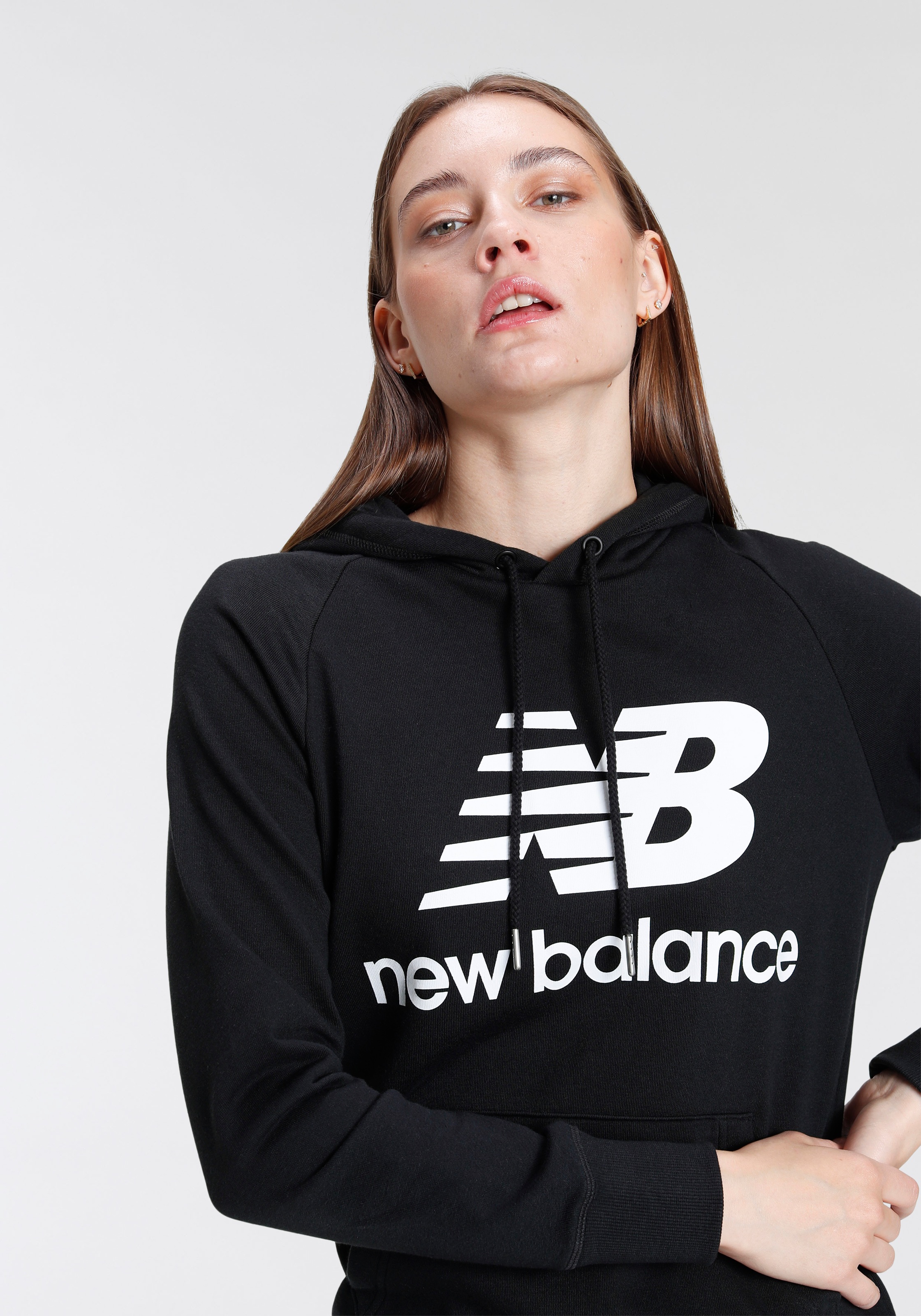New Balance Kapuzensweatshirt »NB ESSENTIALS STACKED LOGO HOODIE«