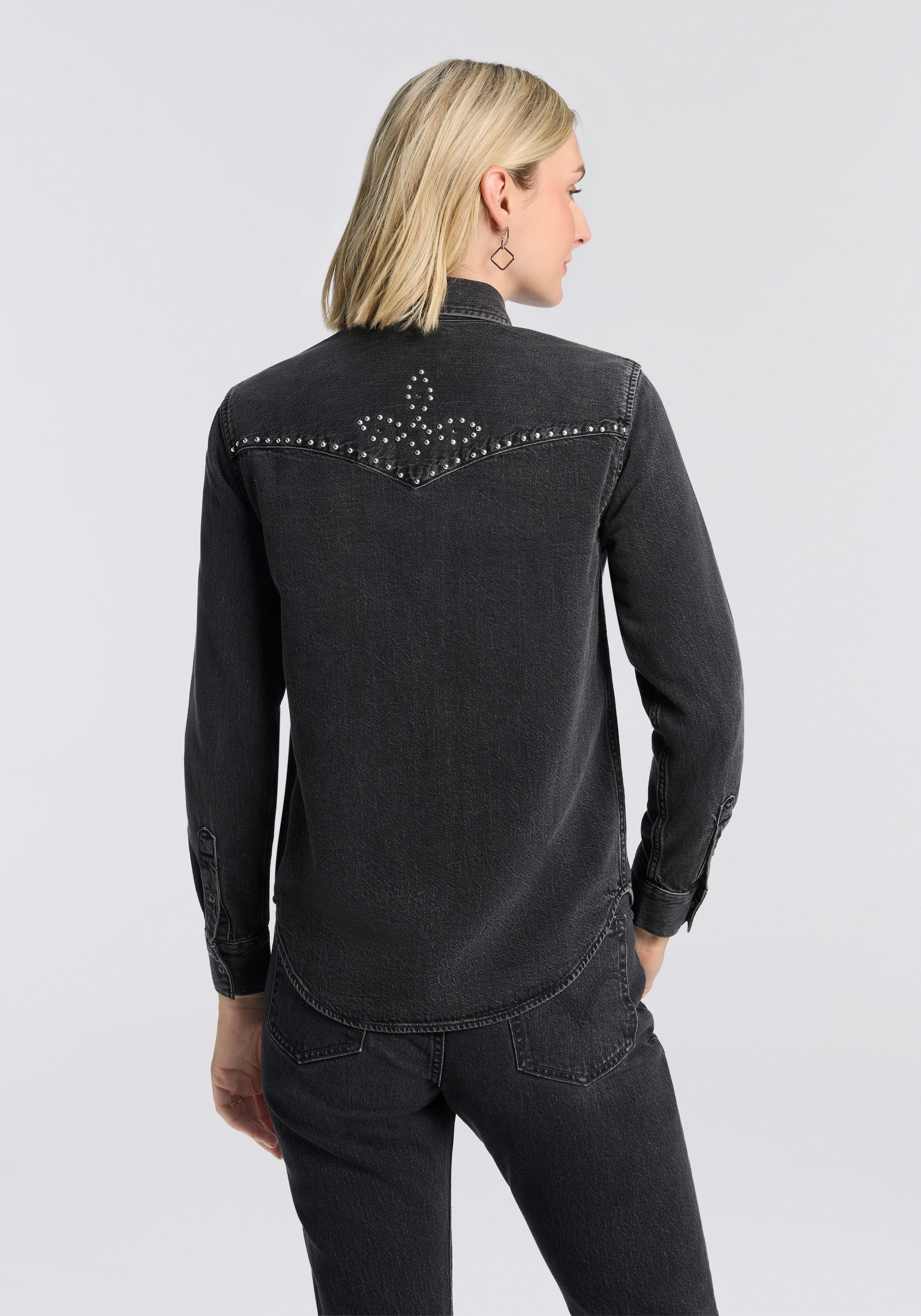 Levi's® Jeansbluse »ESSENTIAL WESTERN« mit Brusttaschen mit Druckknöpfen