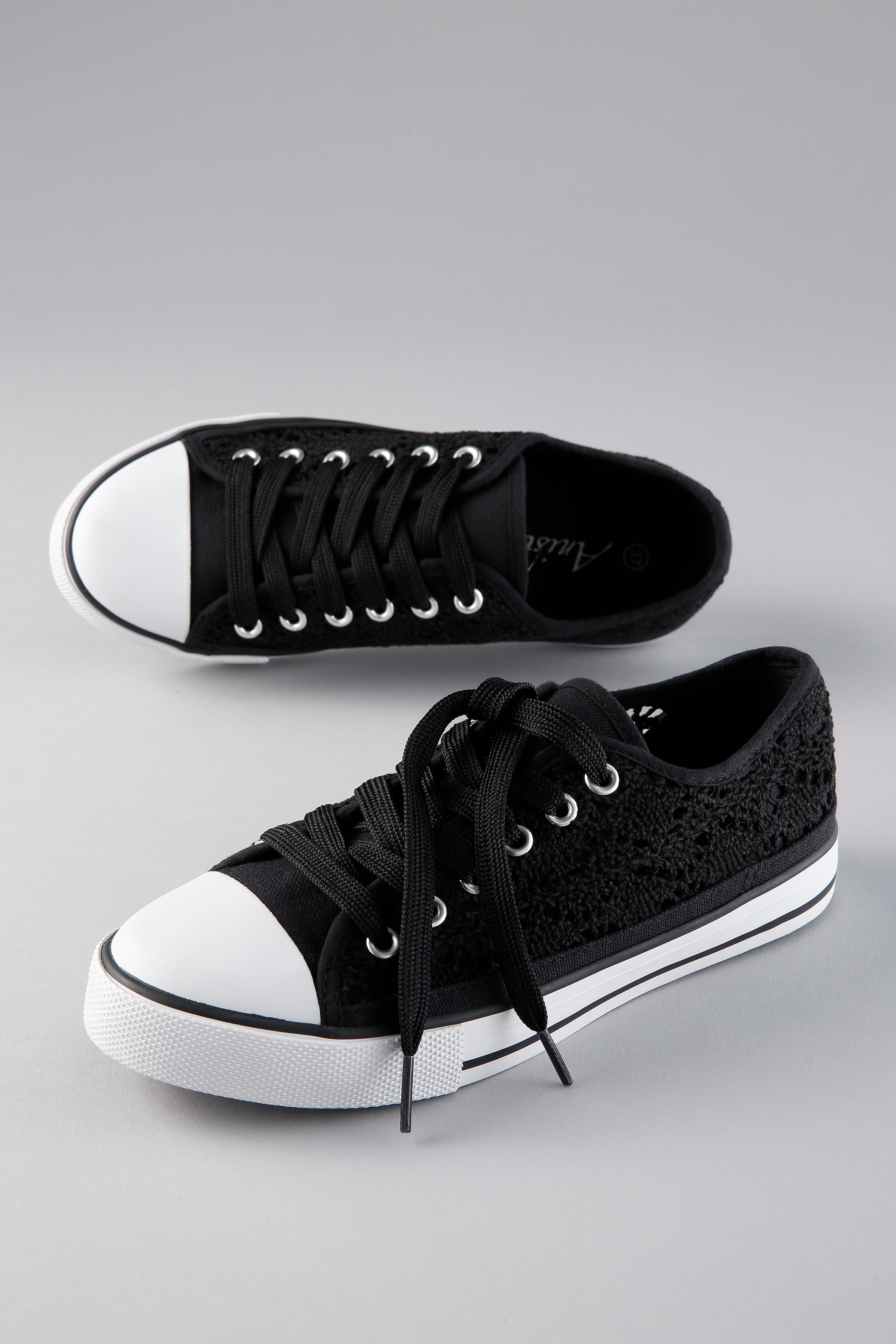 Image of Aniston SHOES Sneaker Schnürschuh, Freizeitschuh in Häkeloptik - NEUE KOLLEKTION