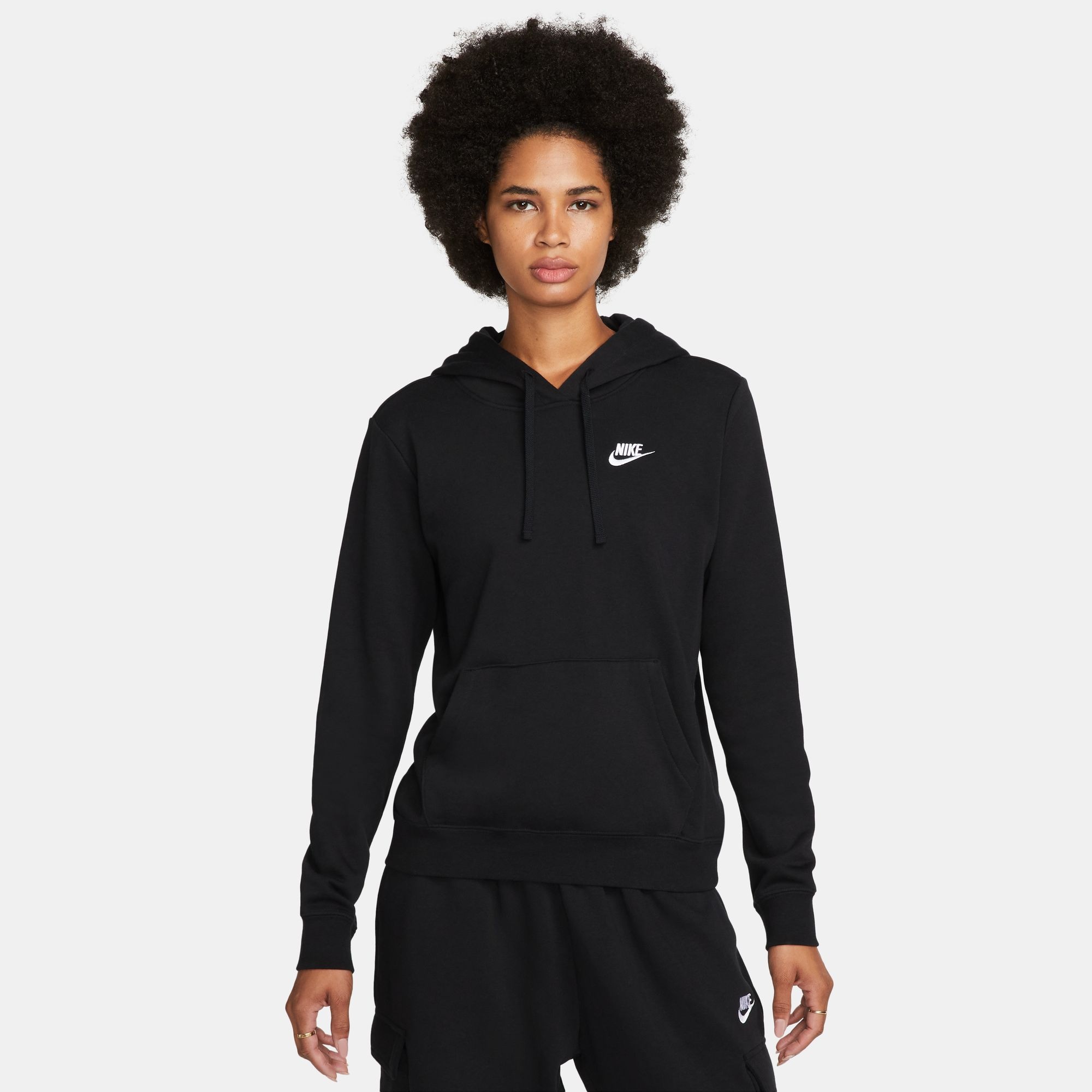 Nike Sportswear Kapuzensweatshirt »CLUB FLEECE WOMEN'S PULLOVER HOODIE«, Damen Kapuzenpullover aus weichem Fleece Material