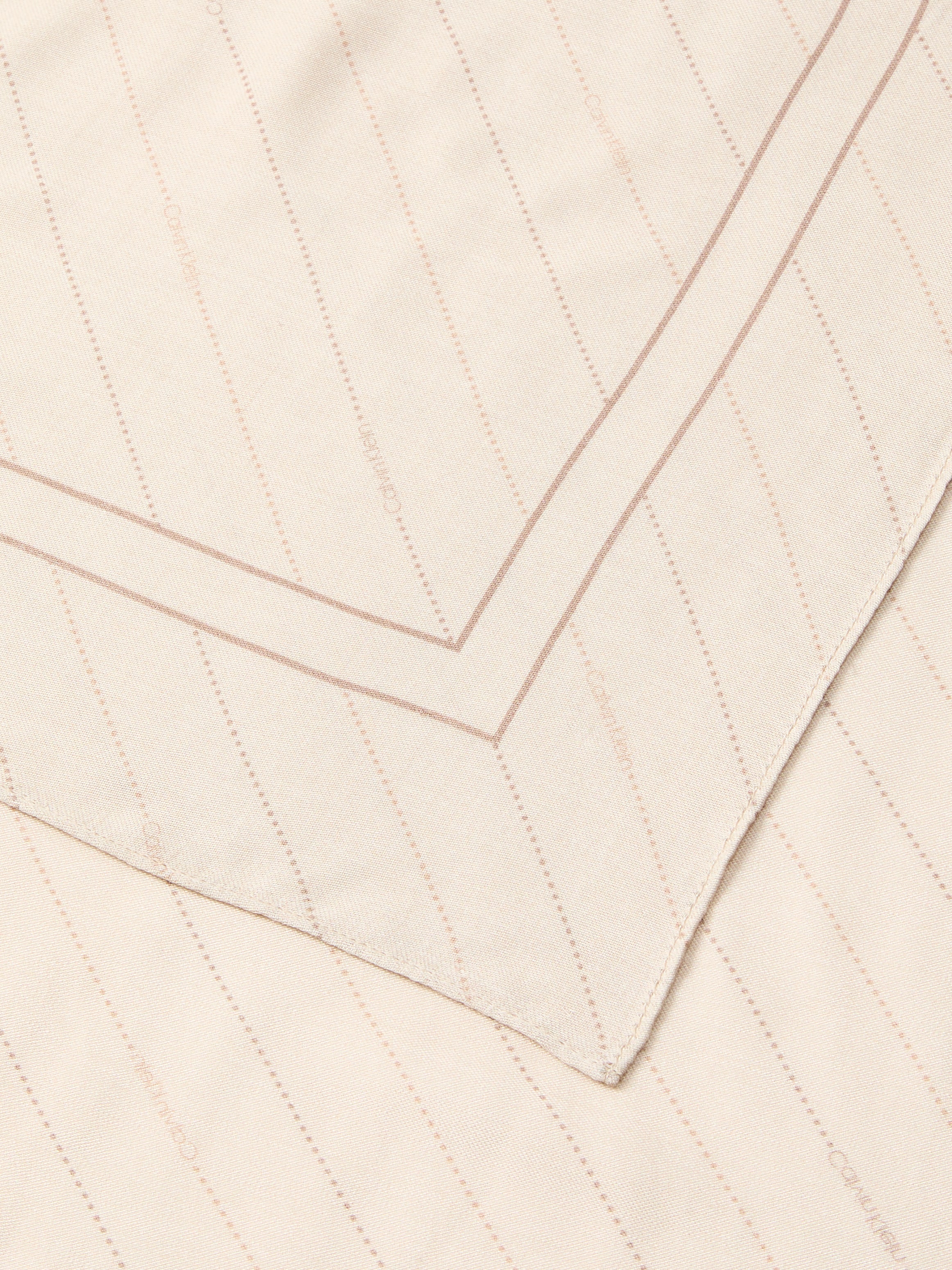Calvin Klein Modetuch »PINSTRIPE LOGO SQUARE SCARF« Mit Markenlabelmusterung