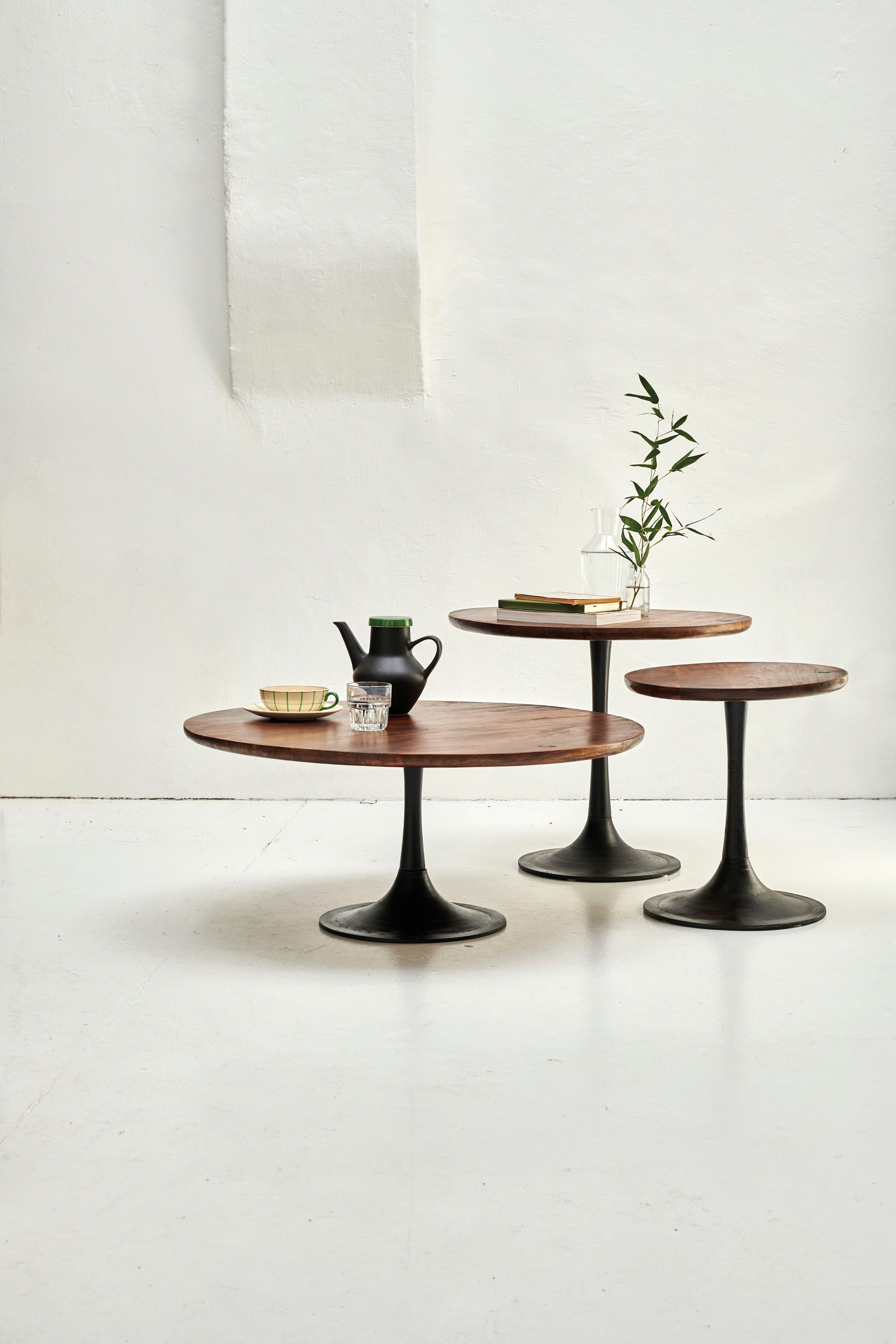 SIT Beistelltisch »T-MODERN COUCH TABLE MEDIUM« mit eingelassenem SIT Button