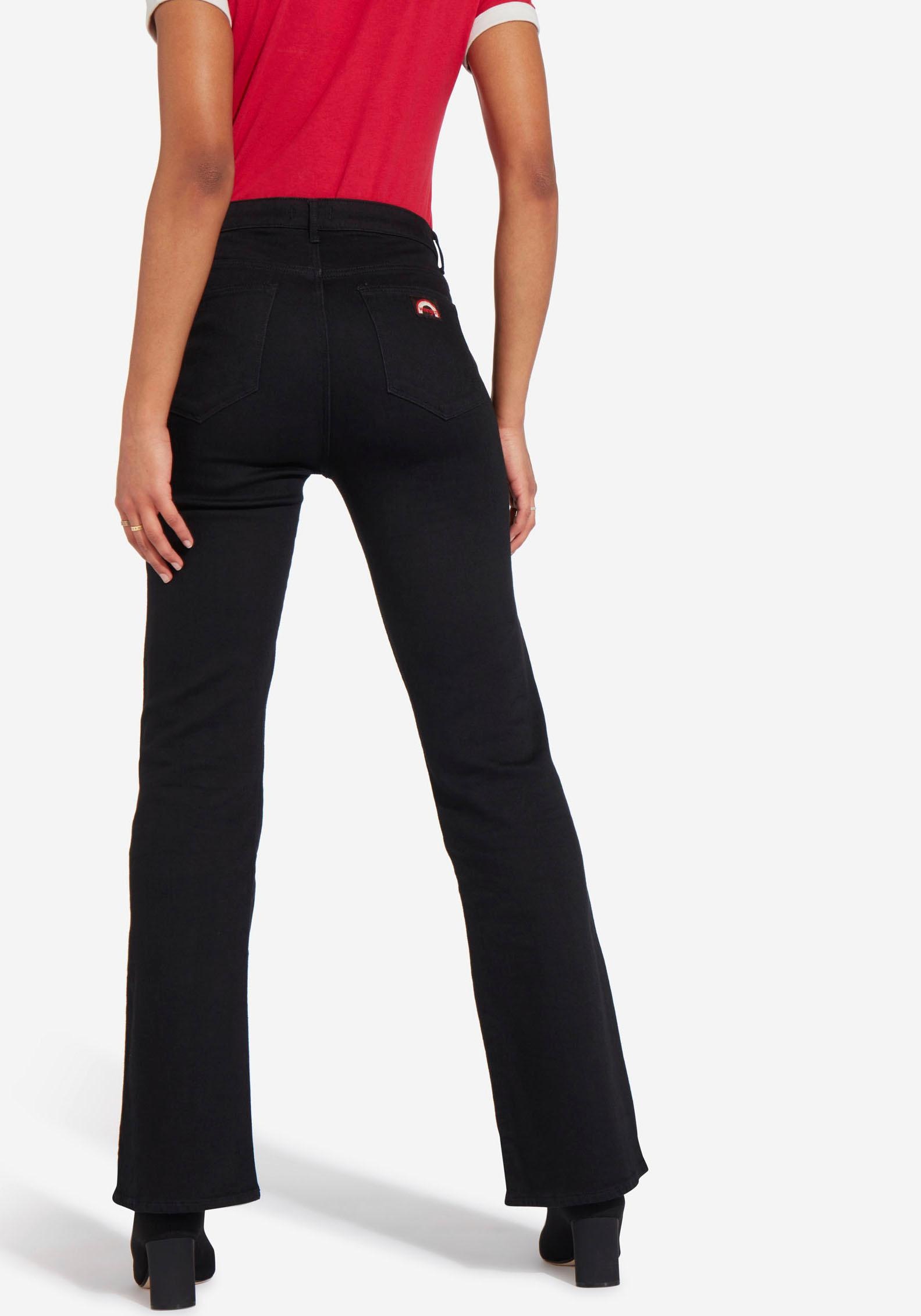 Image of Wrangler Schlagjeans, im 5-Pocket Style bei Ackermann Versand Schweiz