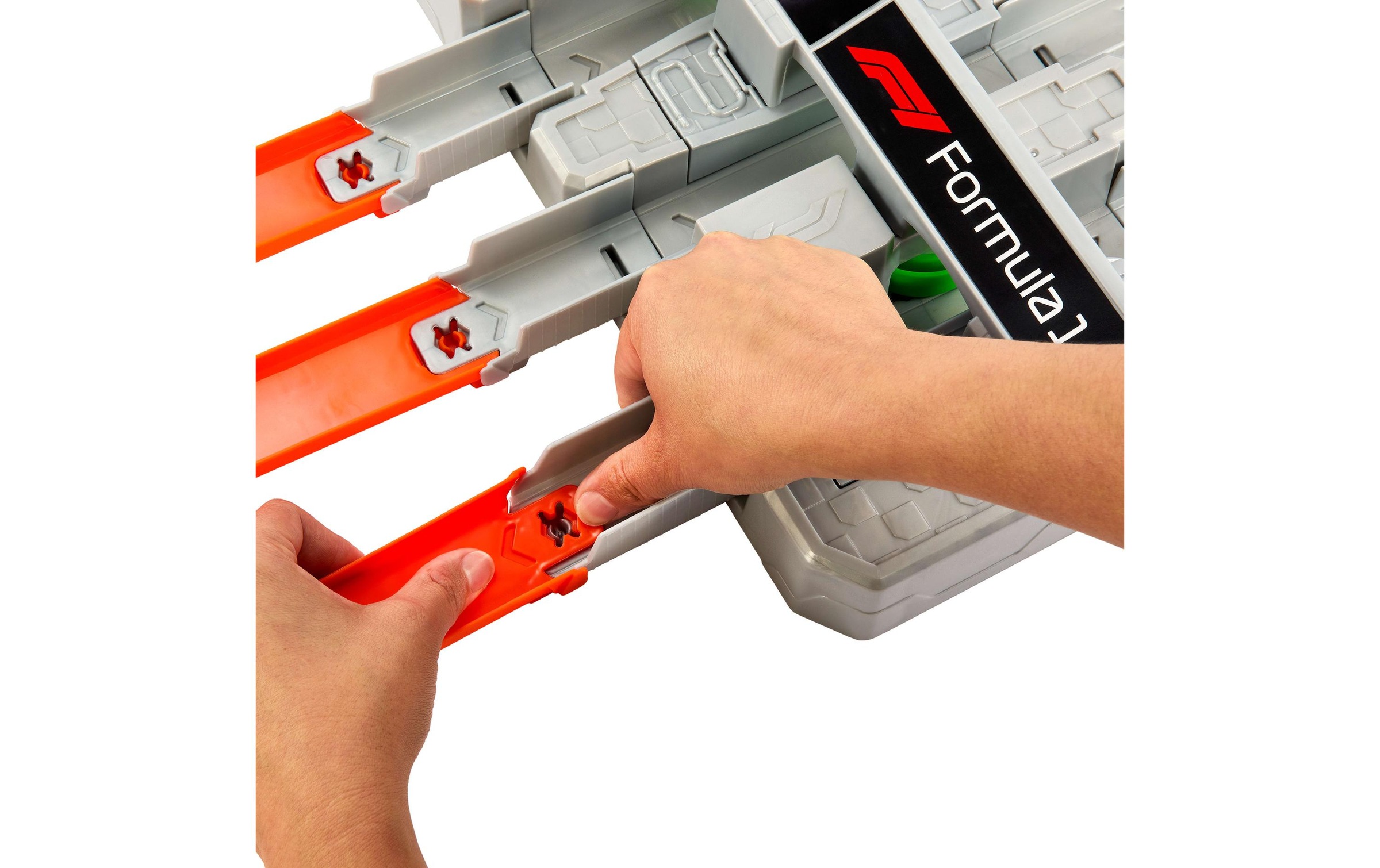 Hot Wheels Autorennbahn »Hot Wheels Racing Hero Trackset« Formel 1 Grand Prix-Rennstrecke mit 3 Spielzeugautos im Massstab 1:64