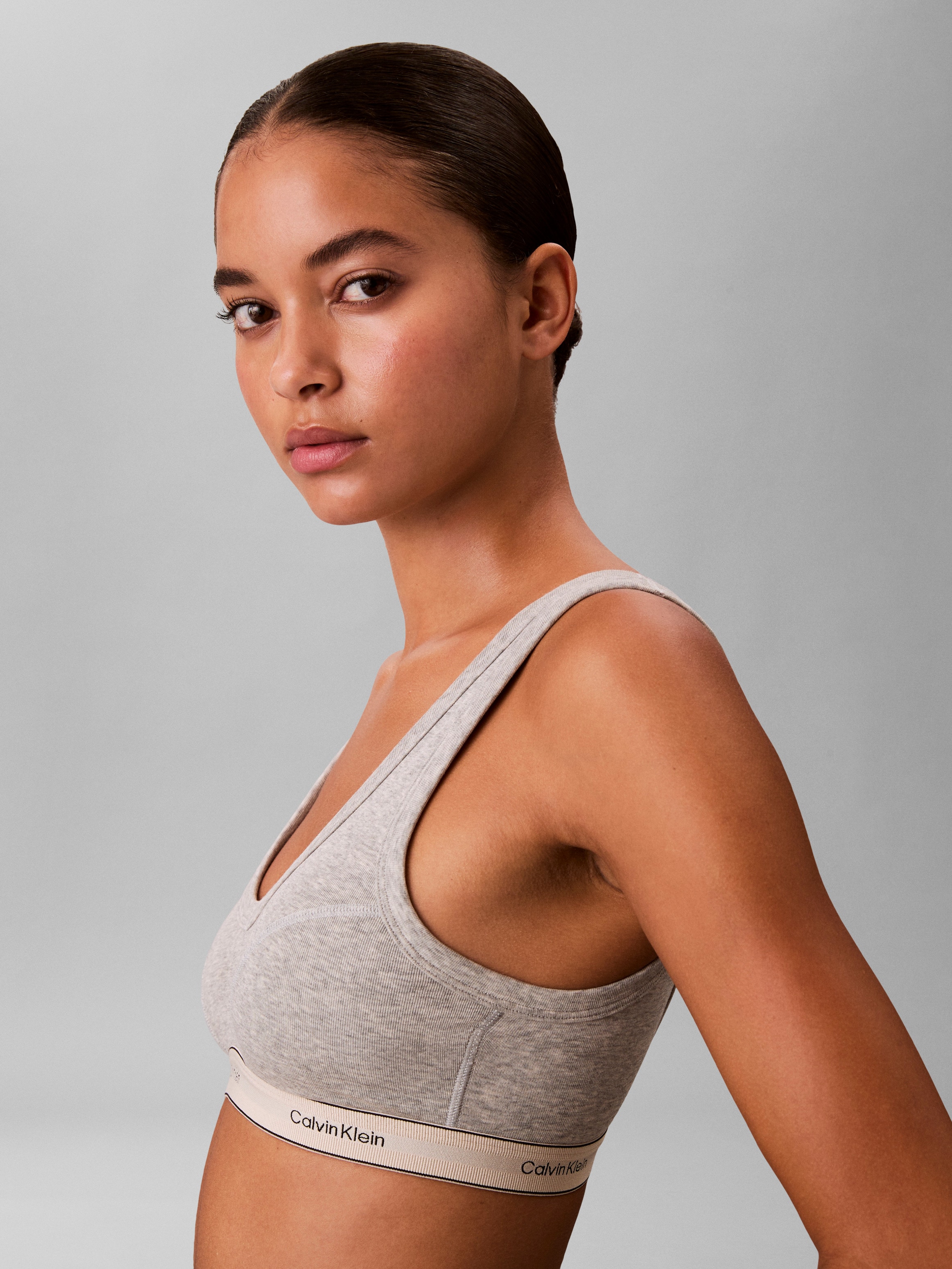 Calvin Klein Underwear Soutien-gorge triangle »LIGHTLY LINED TRAINGLE BRALETTE« Körpernahe Passform mit elastischem Bund