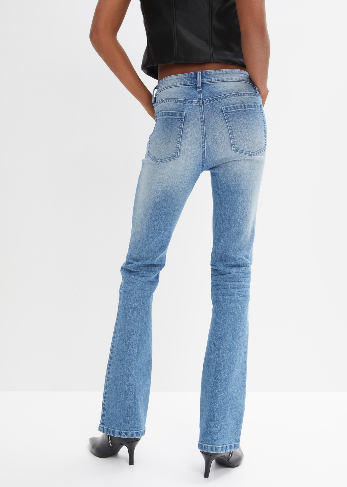 bonprix »Flared Jeans Mid Waist, Stretch« style 5 poches, en coton, polyester et élasthanne, taille mi-haute