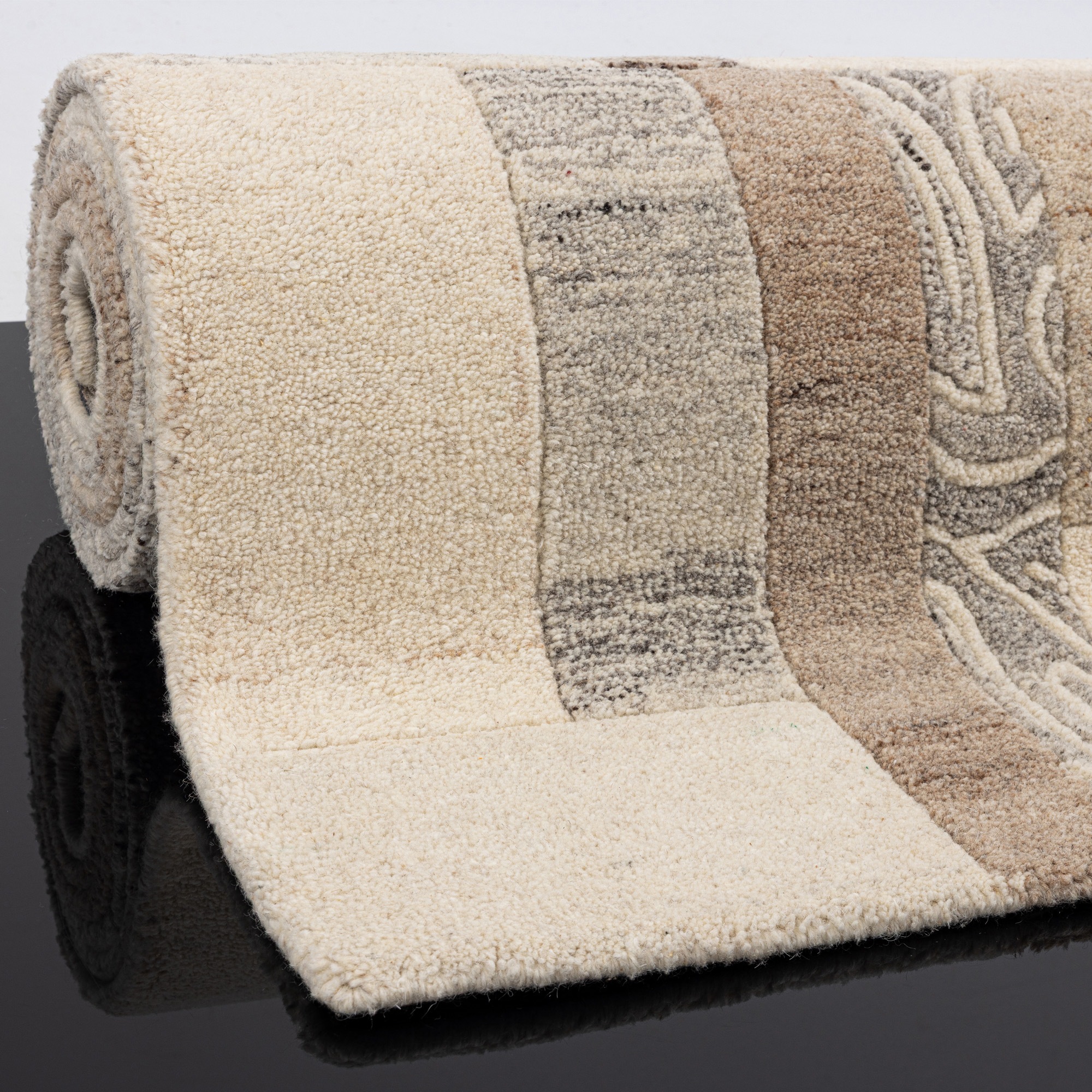   Läufer »Lola, Wolle, handgearbeitet, Patchwork Design« rechteckig 12 mm Höhe Teppich-Läufer, handgetuftet, Flur, Brücke