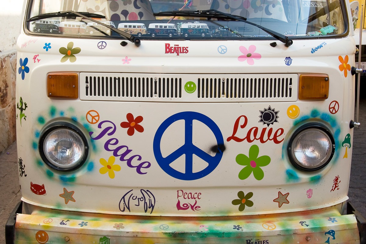 Image of Papermoon Fototapete »Frieden und Liebe«, samtig, Vliestapete, hochwertiger Digitaldruck bei Ackermann Versand Schweiz