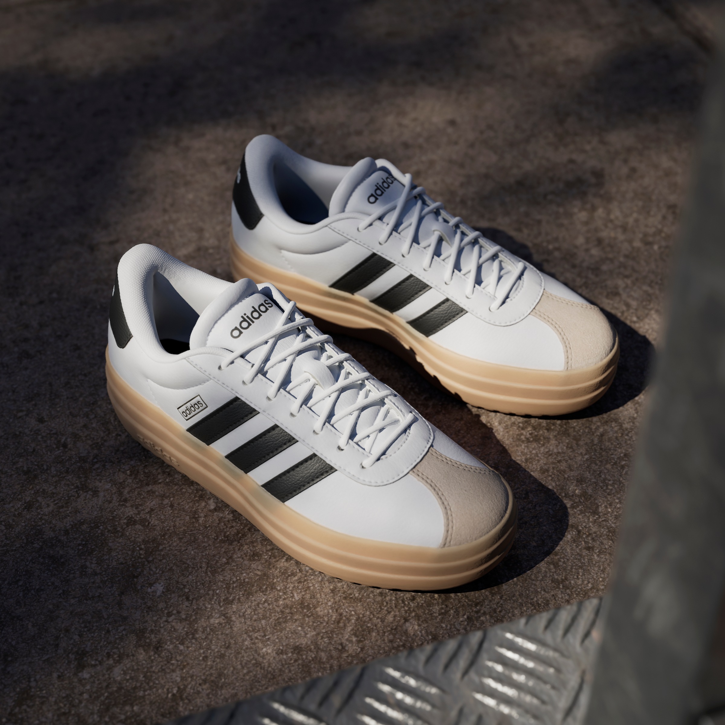 adidas Sportswear Sneaker »VL COURT BOLD«, Design auf den Spuren des adidas Gazelle Bold