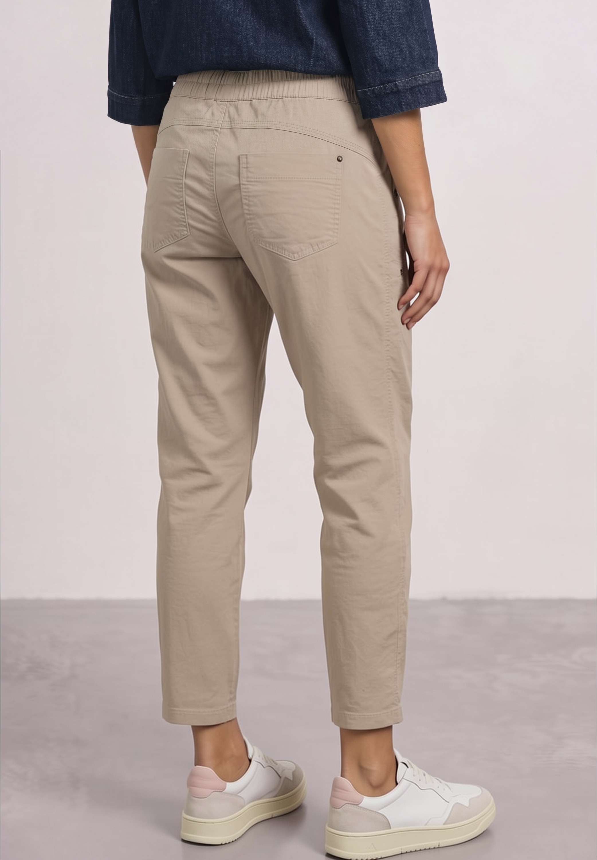 STREET ONE Pantalon en velours côtelé  Coupe loose avec ceinture élastique, longueur 7/8