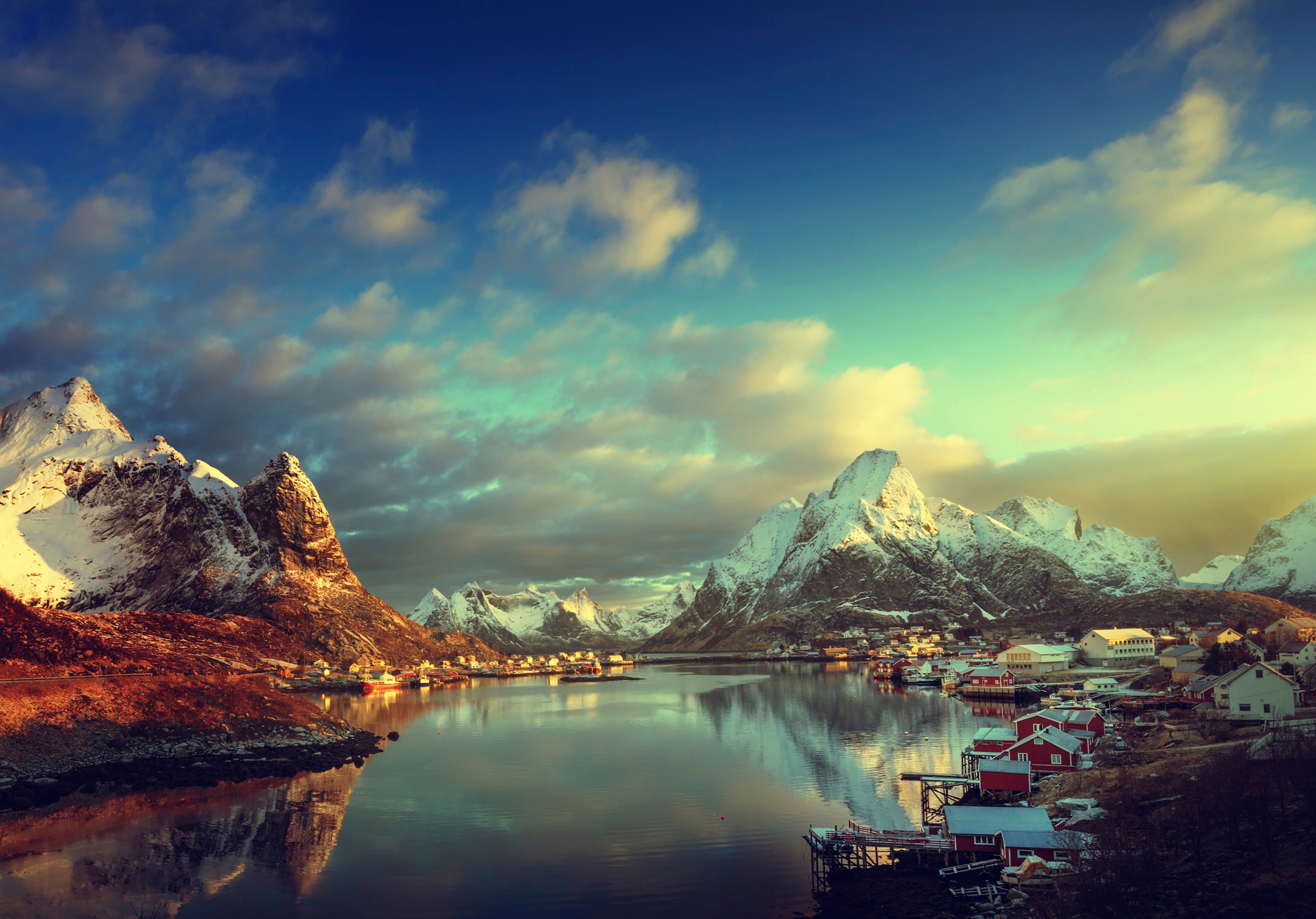 Image of Papermoon Fototapete "LOFOTEN-INSELN-SEE GEBIRGE BERGE ALPEN SONNE DORF MEER"