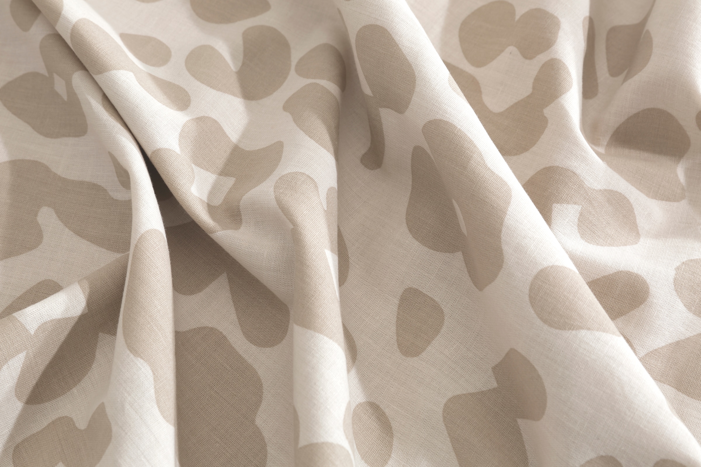 TOM TAILOR HOME Linge de lit »Ellja in Gr. 135x200 oder 155x220 cm, Leo Design, Bettwäsche-Set« 3 cuis 100% coton, imprimé animal, linge de lit de marque avec fermeture éclair