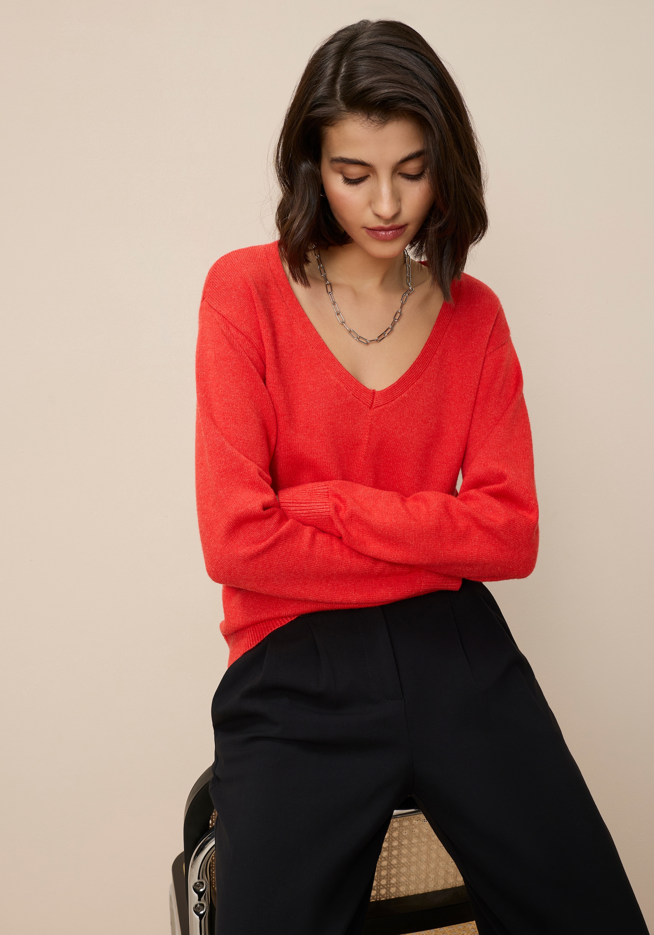 Tamaris V-Ausschnitt-Pullover mit Frontbiese