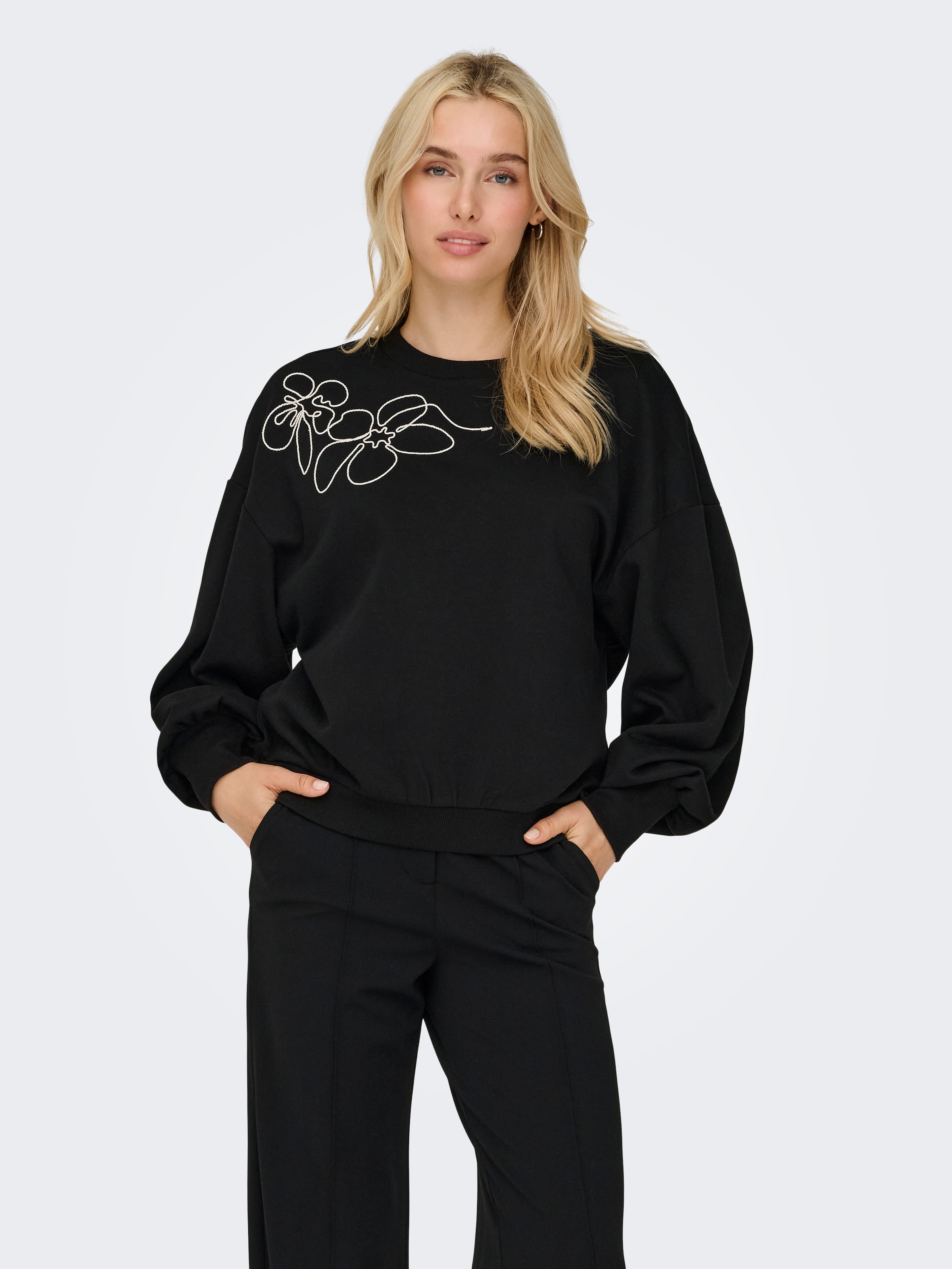 Image of ONLY Sweatshirt "ONLBROOK L/S PEARL DETAIL CS SWT"