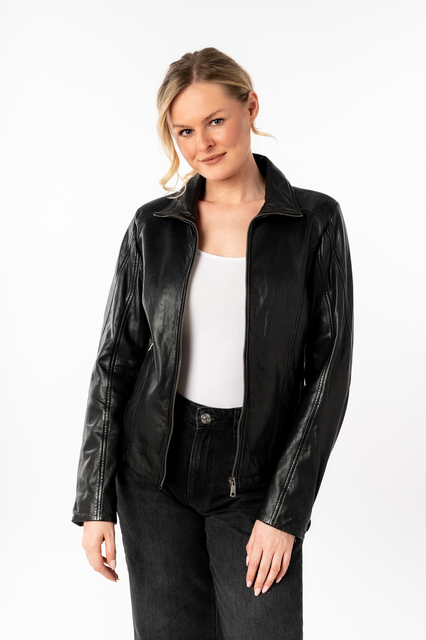 Image of Mauritius Lederjacke "MWJolah" mit Umlegekragen, gesteppte Rückenpartie
