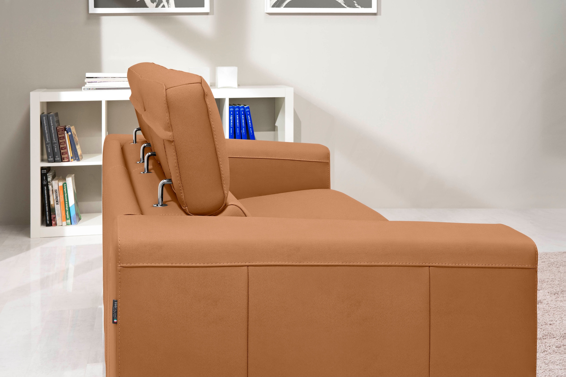 Egoitaliano Canapé-lit »Cabiria, Design und super Sitz- und Liegekomfort« Sofa inkl. Schlaffunktion, Kopfteile verstellbar, mit Metallfüssen