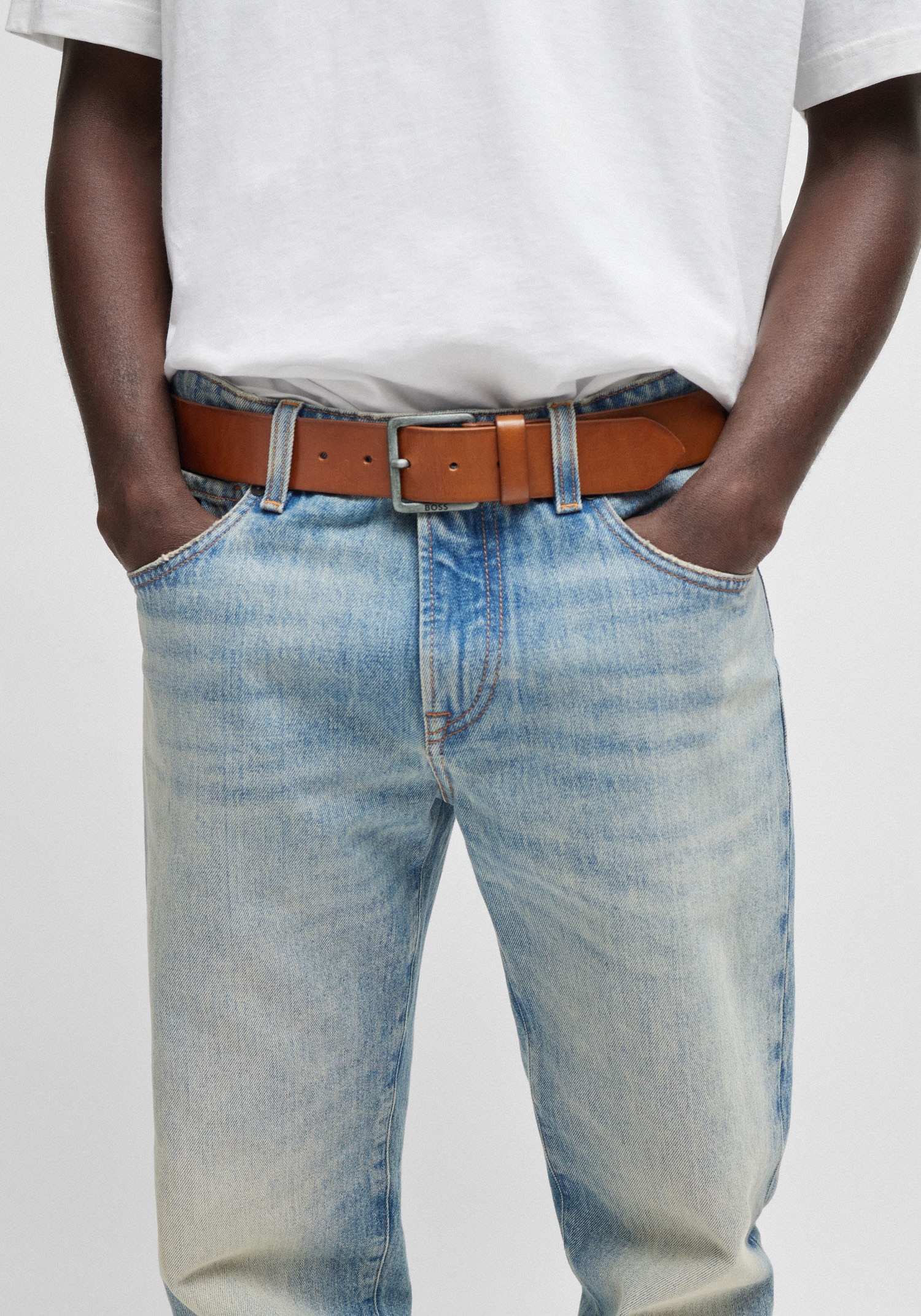 BOSS Ledergürtel »Jeeko_Sz40«, mit BOSS Logo-Schriftzug auf der Schliesse
