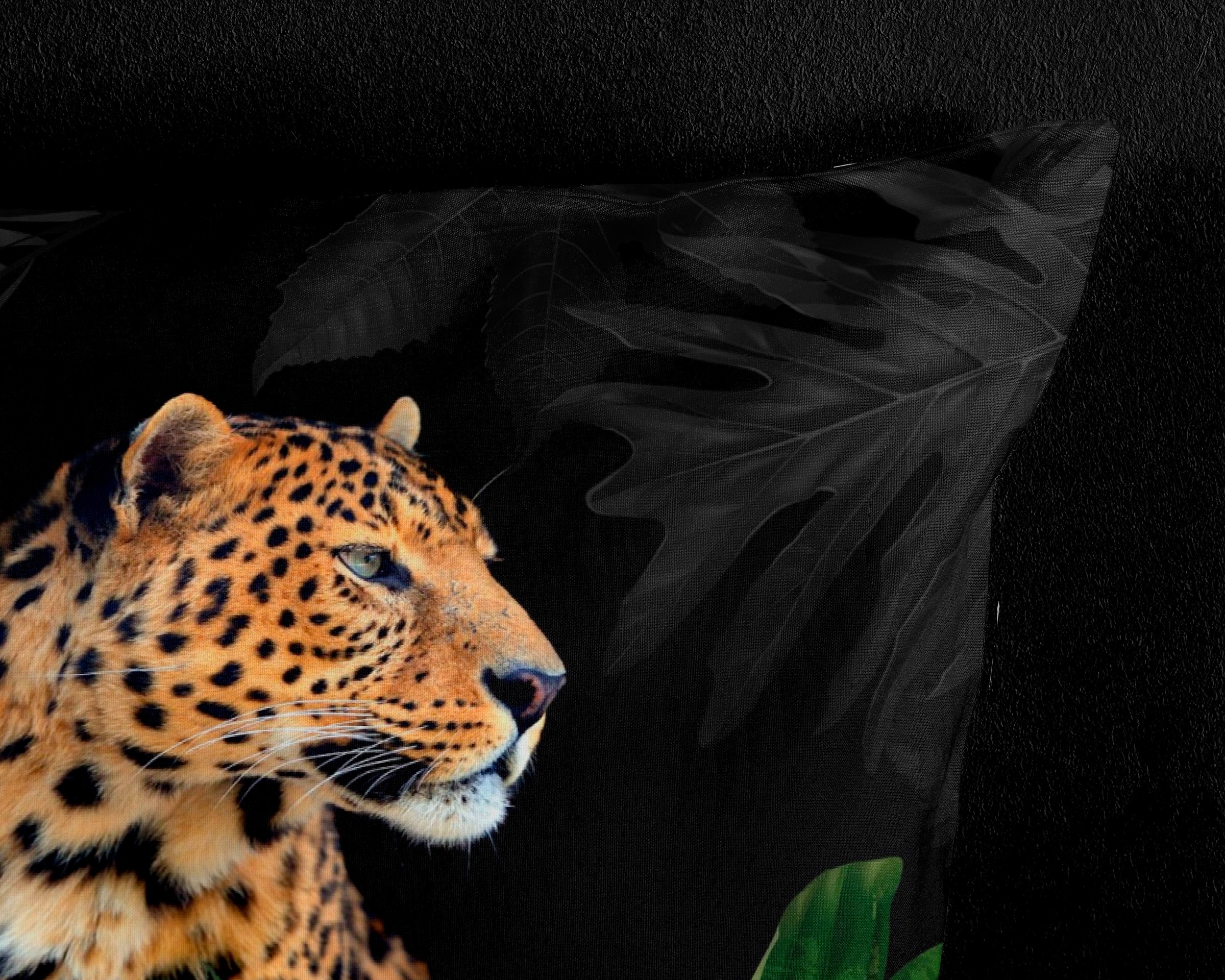 PURE luxury collection Wendebettwäsche »Mala«, Mikrofaser, 135x200, Pflegeleicht, Reissverschluss, Wendeoptik, Leopard