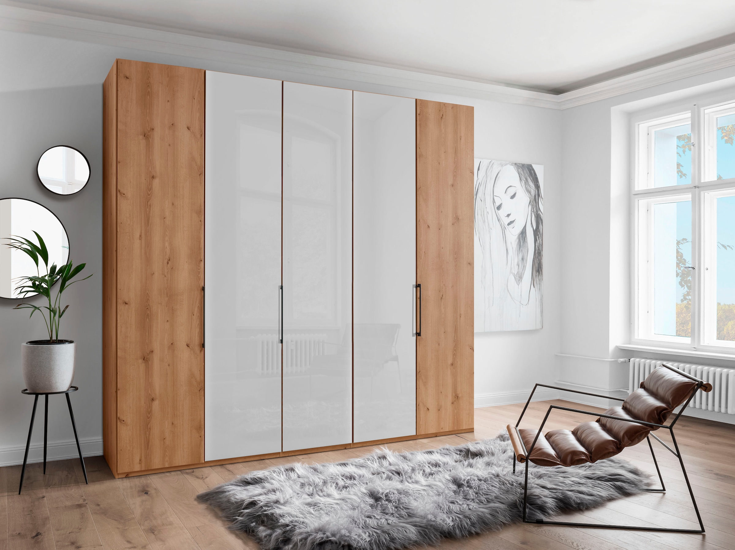 Image of WIEMANN Drehtürenschrank »Monaco«, mit Teil-Glasfront sowie hochwertige Beschläge inkl. Türdämpfung bei Ackermann Versand Schweiz