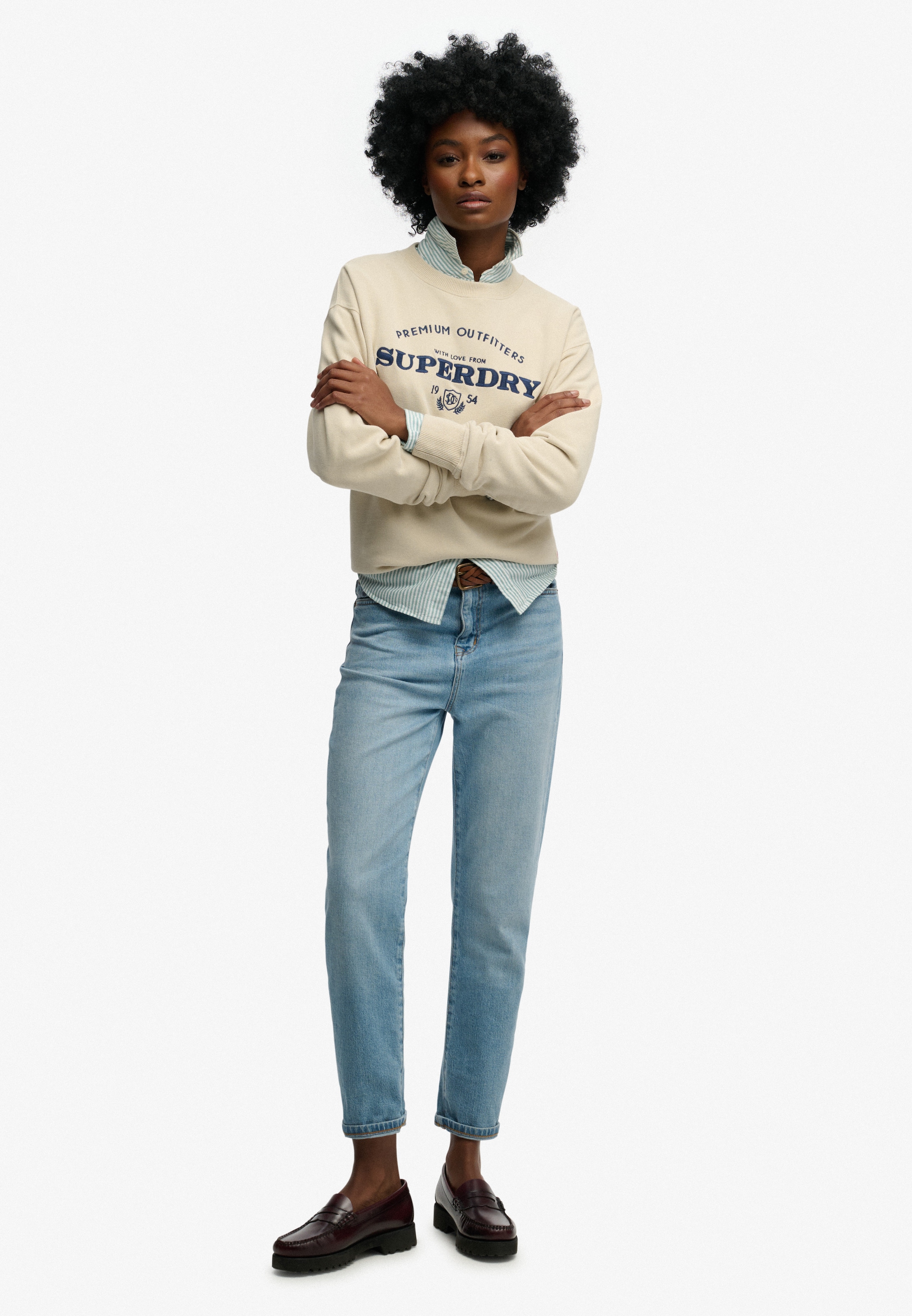 Superdry Sweatshirt »LUXE CASUAL EMB LOOSE CREW«
