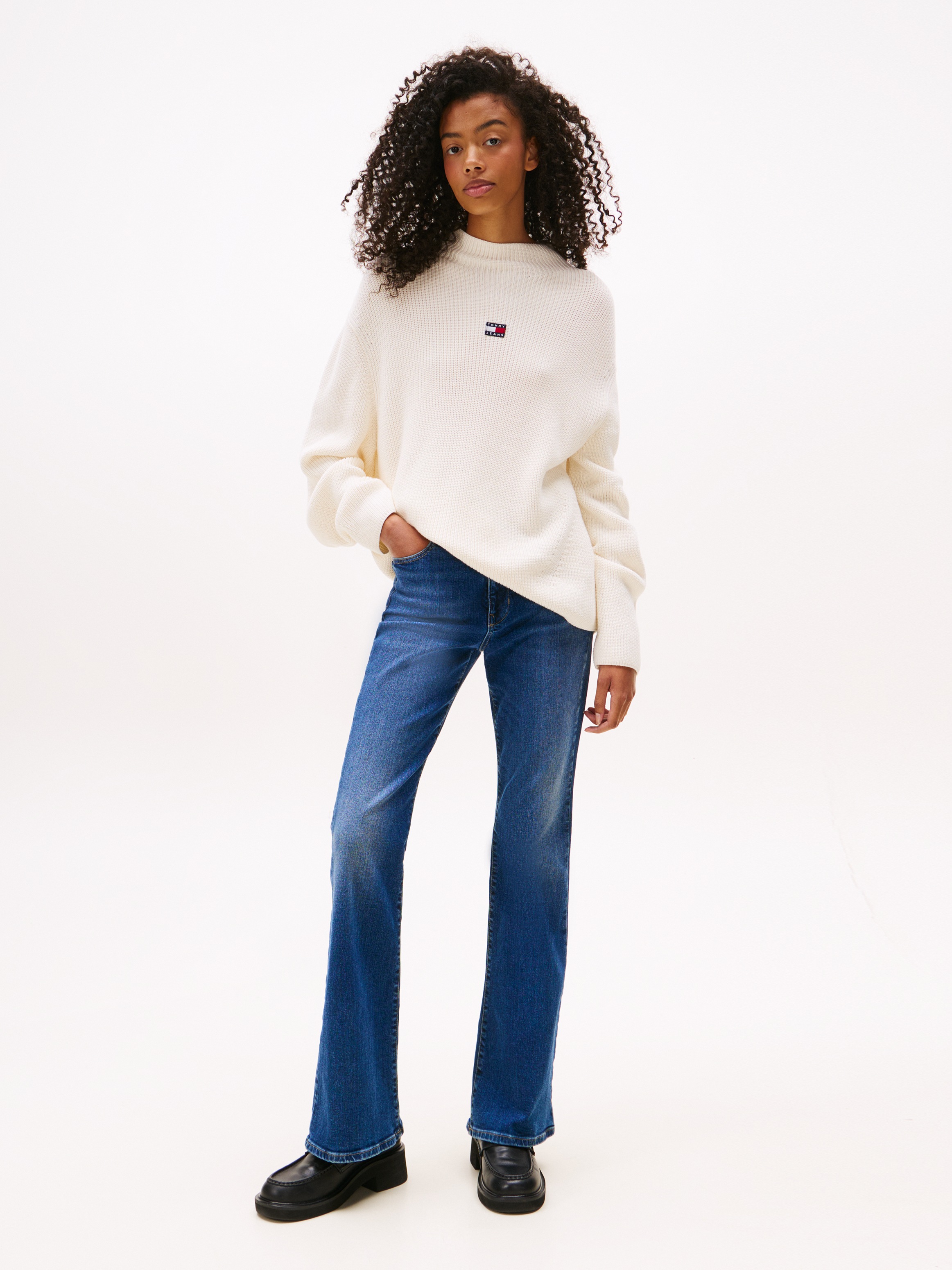Tommy Jeans Stehkragenpullover »TJW MOCKNECK BADGE SWEATER«