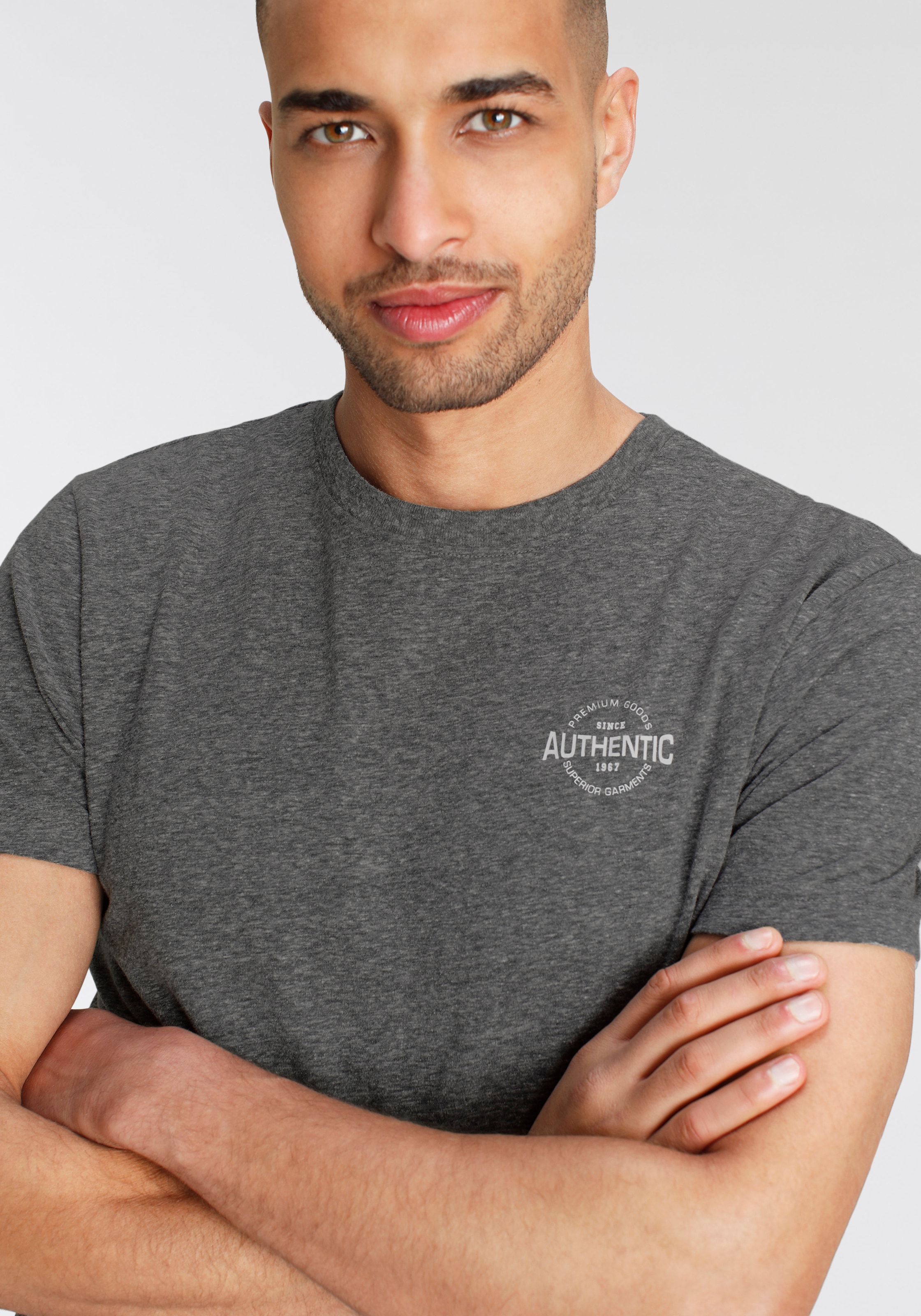 AJC T-Shirt, in besonderer Melange versandkostenfrei Logo auf mit Print und Optik
