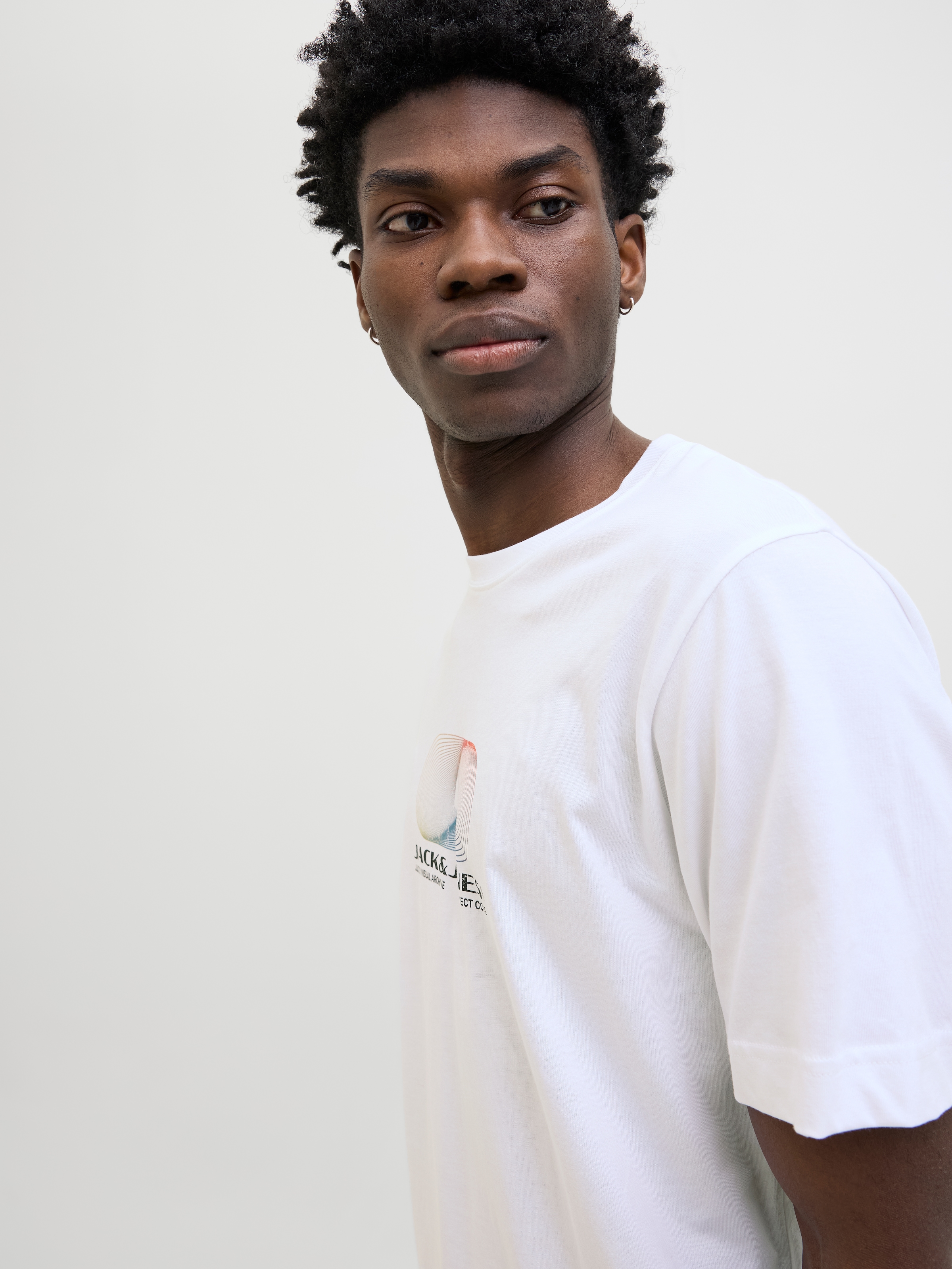 Jack & Jones Print-Shirt »JCOCALMA TEE SS CREW NECK FST«, mit Frontprint