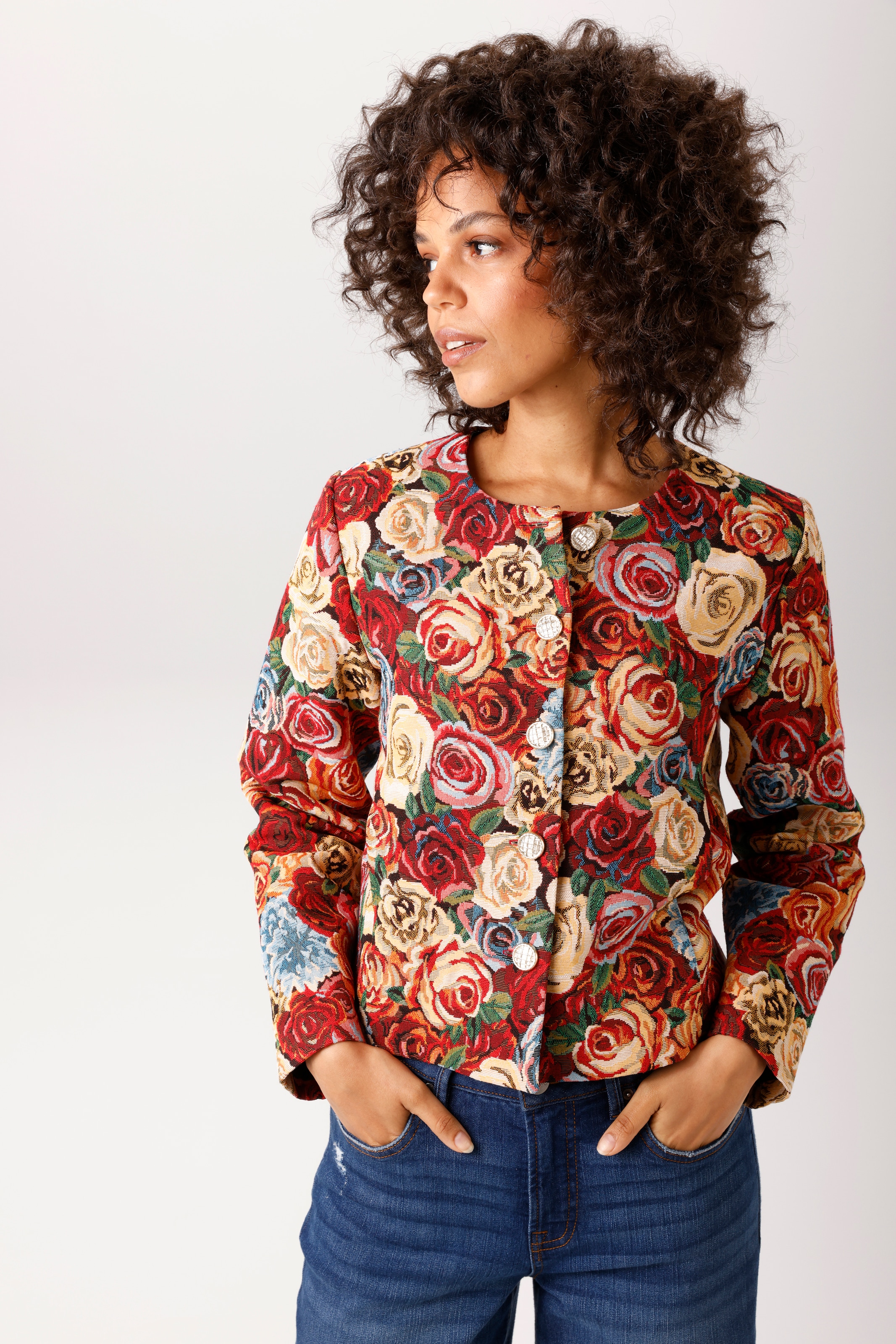 Image of Aniston CASUAL Kurzblazer mit bunten, romantischen Rosen-Muster - NEUE KOLLEKTION