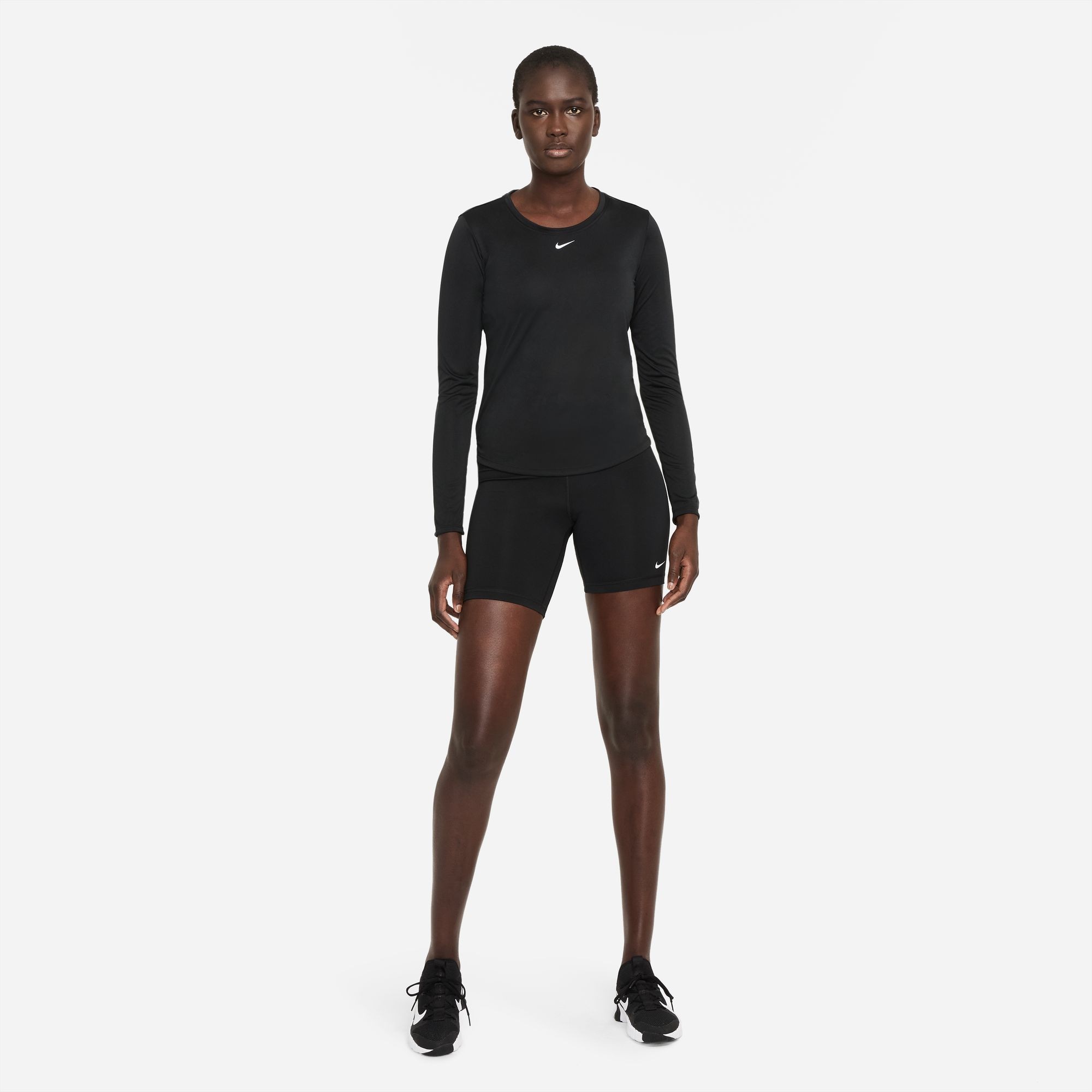 Nike Trainingsshirt »DRI-FIT ONE WOMEN'S STANDARD FIT LONG-SLEEVE TOP«