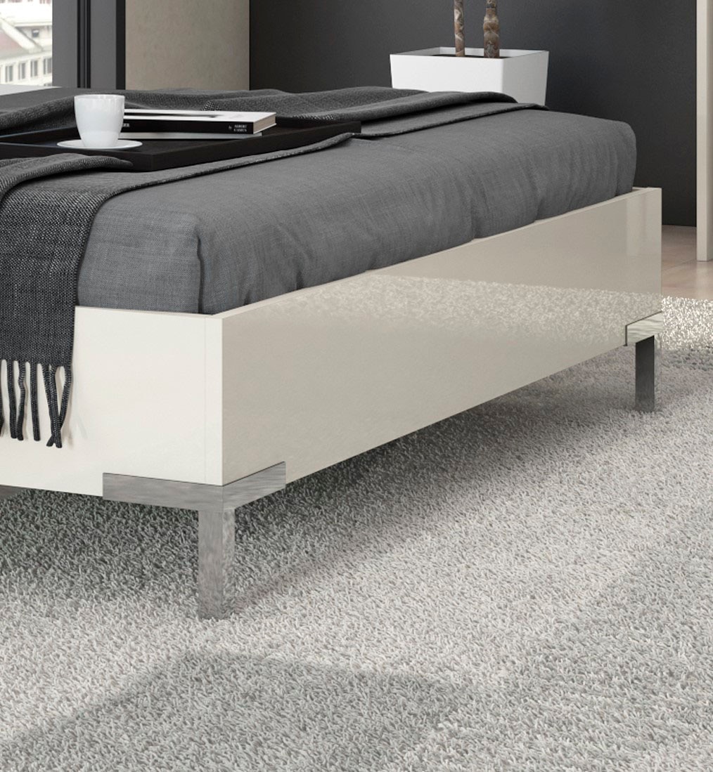 GOODproduct Lit »Piano, Liegefläche 160x200 oder 180x200cm, FSC-zertifiziert« avec tête de lit rembourrée, laquage UV brillant beige ou blanc