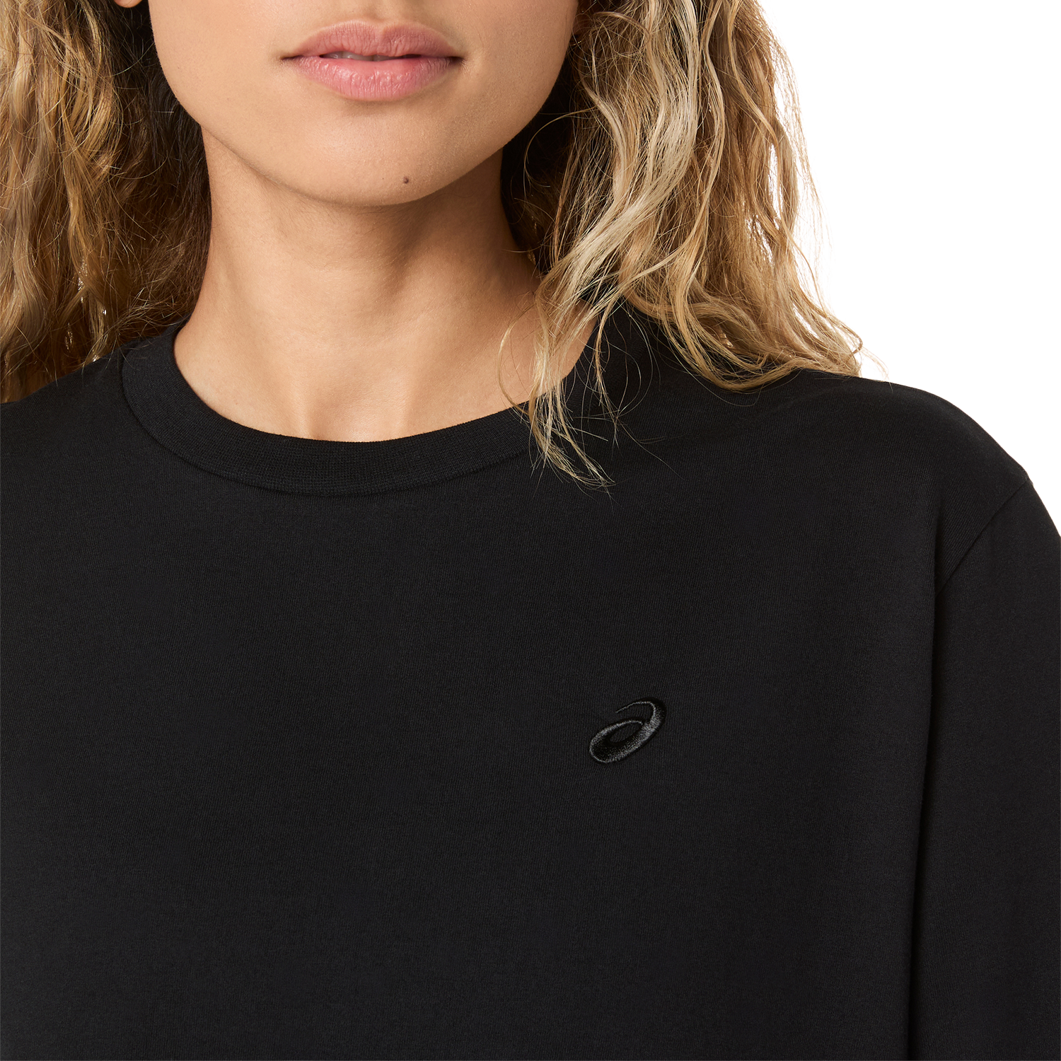 Asics Trainingsshirt »ASICS SPIRAL EMBROIDERY RELAXED TEE« lockere Passform, sportlicher Stil, aus strapazierfähigem Polyester