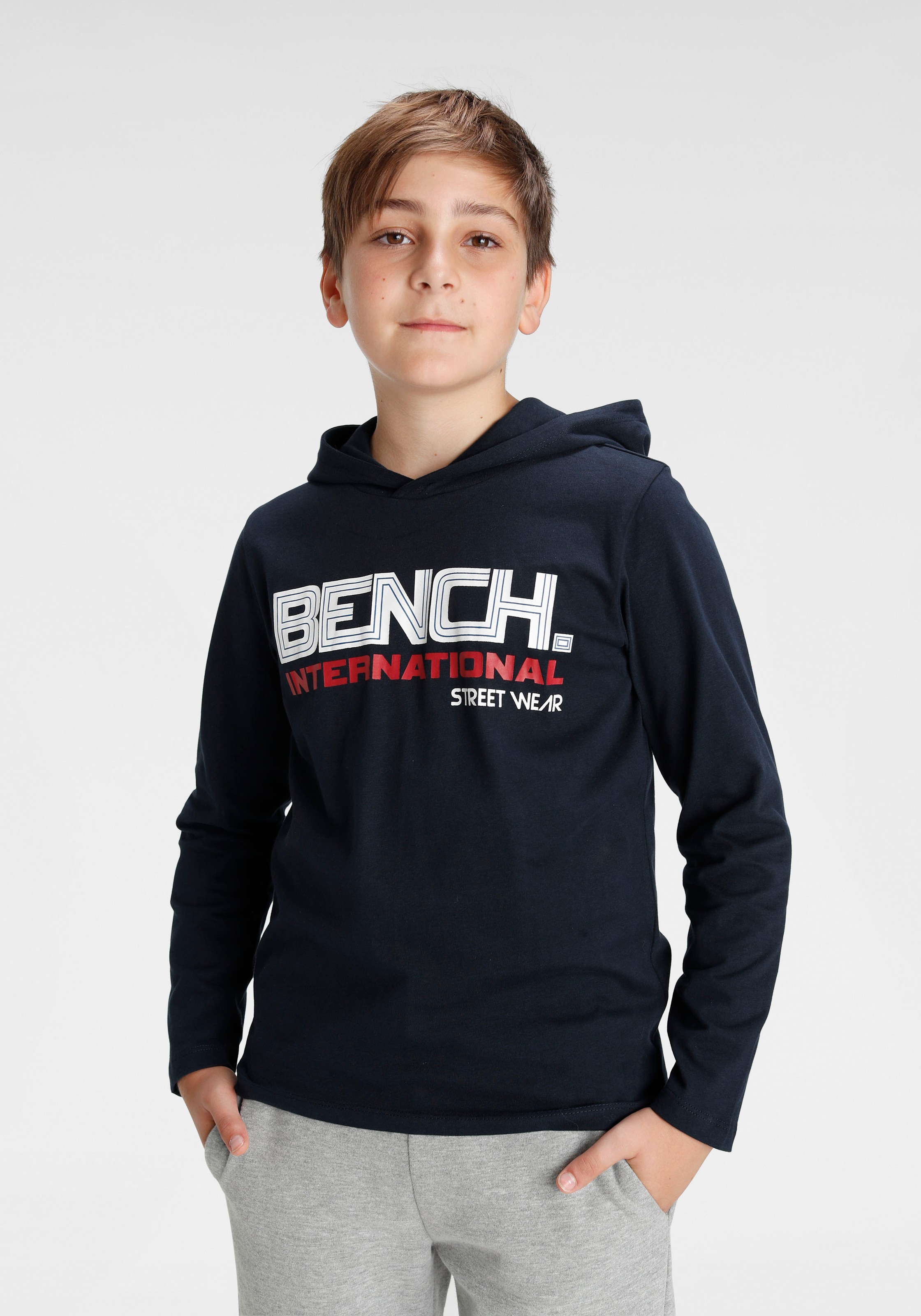 Bench. Kapuzenshirt »Bench. International« kaufen