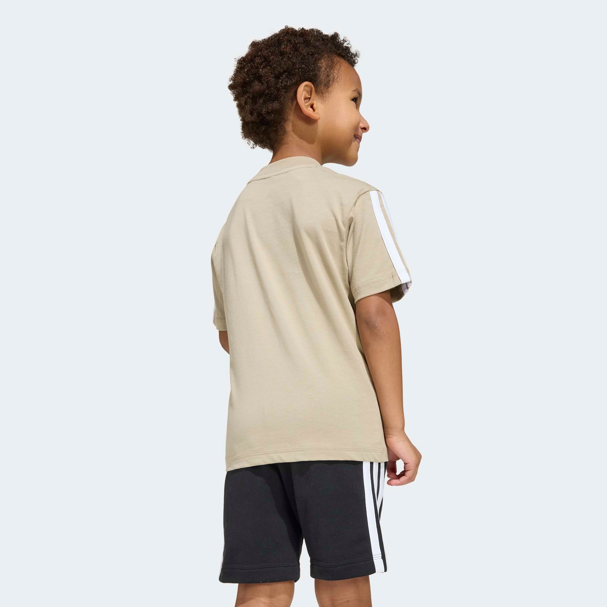 adidas Sportswear T-shirt »ESSENTIALS KIDS« sportlicher Stil, Kurzarm, ohne Verschluss, Rundhalsausschnitt