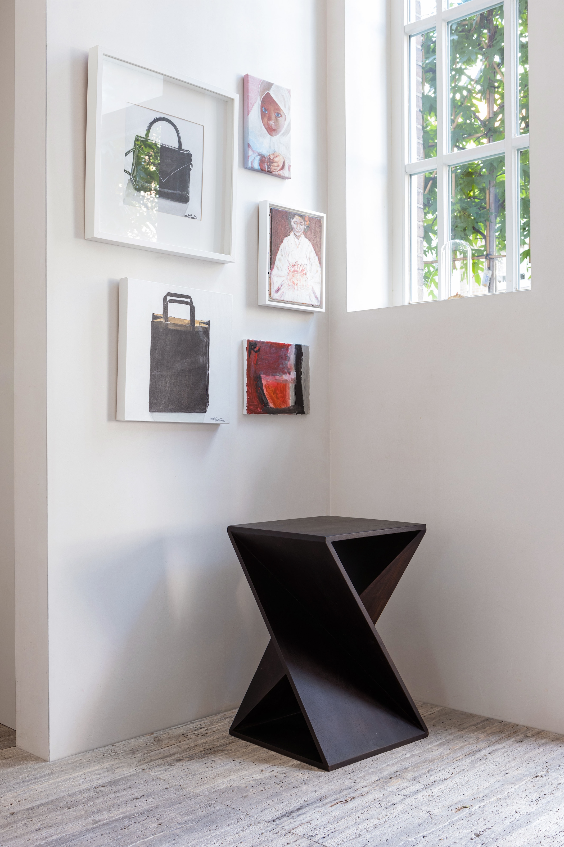 WOOOD Beistelltisch »Ikem aus Akazienholz mit Naturmaserung 41x41x61 cm« Tragkraft 50 kg, ausgeprägte Flamm- und Maserzeichnung